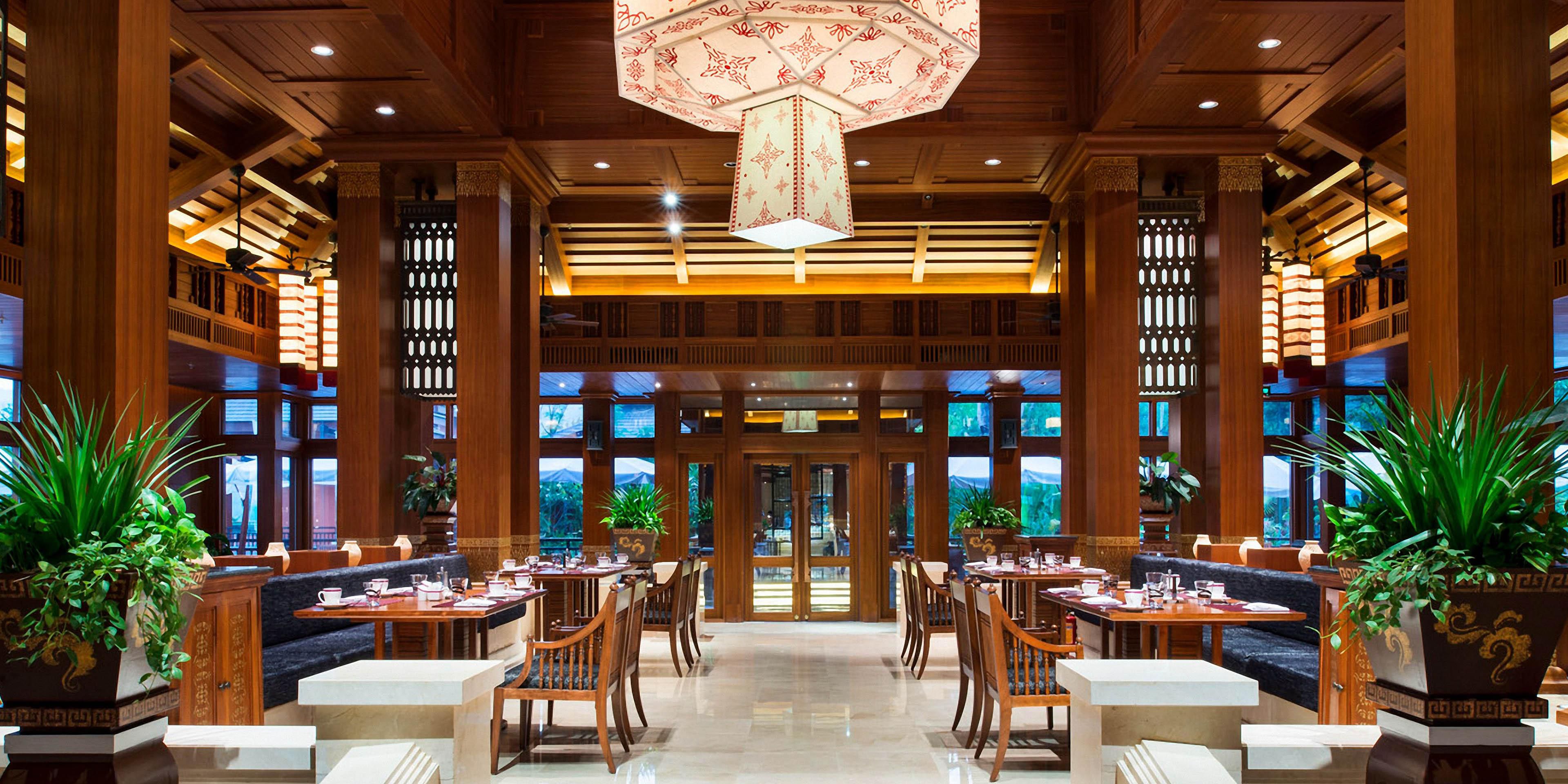 Enjoy all-day dining at NOO SAM All Day Dining, where you can choose from a delectable range of freshly cooked fare from the a-la-carte menu or prepared at the open show kitchen. Step into the terrace to overlook the views of Hotel Tower. 