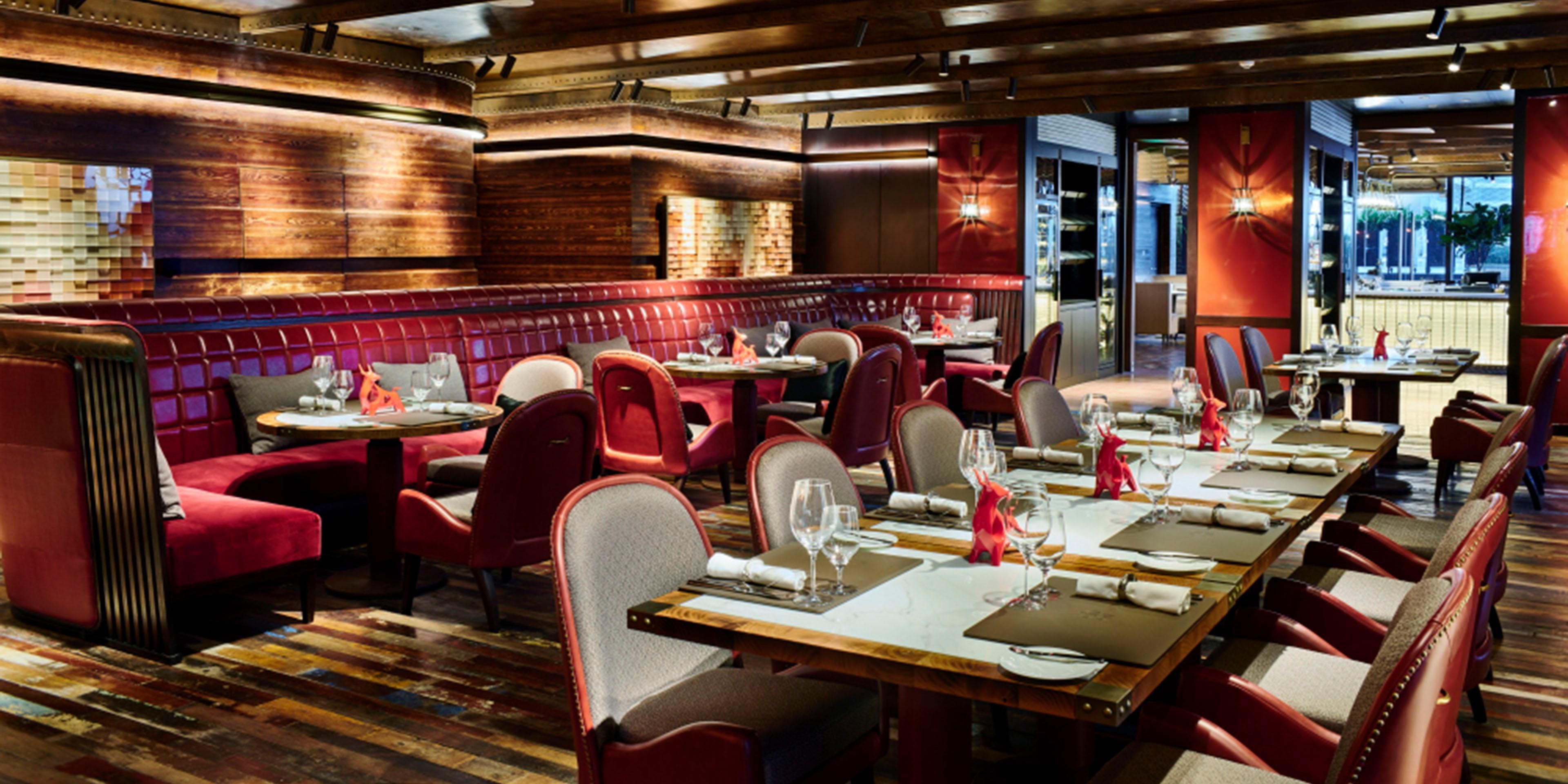Delivering a high-end dining experience with a focus on superior beef cuts, selected seafood, innovative cocktails and fine wines. More than just great food, the restaurant features open kitchens and a retro-rustic vibe that makes for a hearty meal to truly savour.