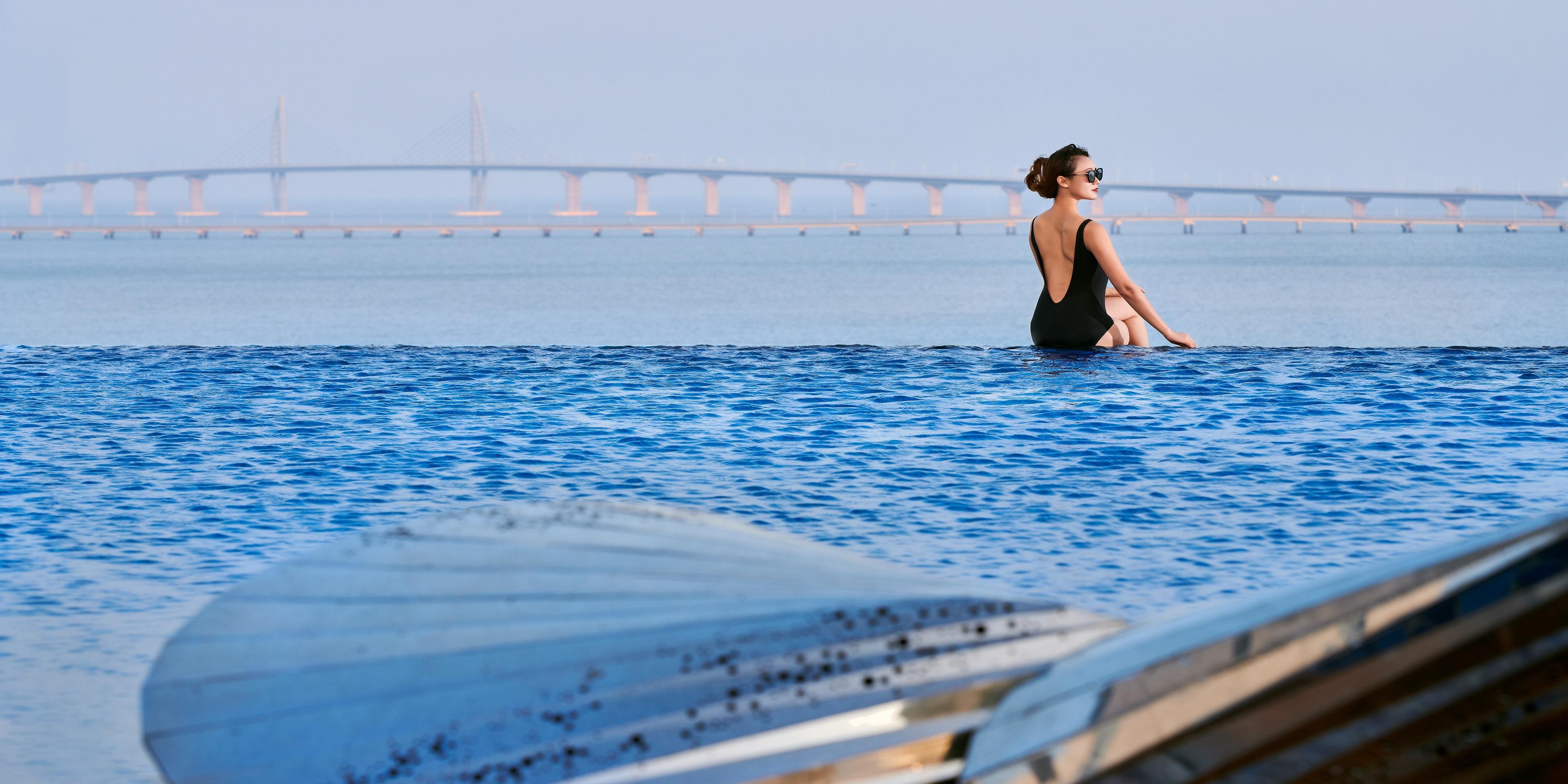 Infinity Swimming Pool