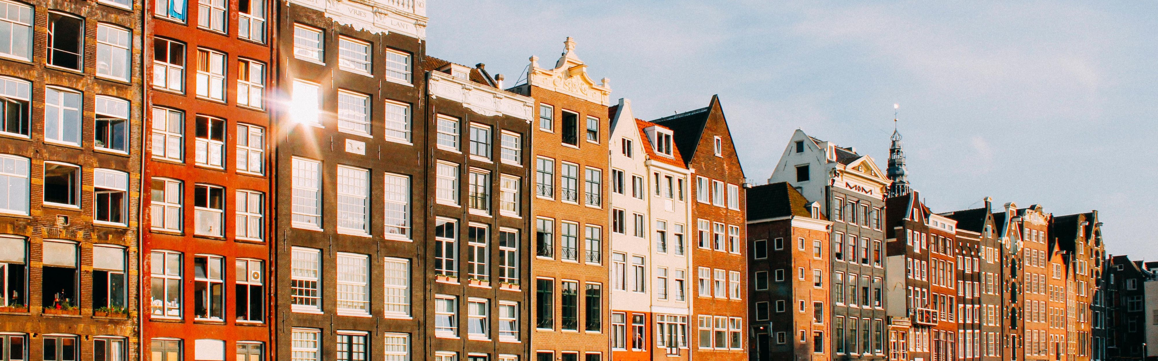 The surroundings of Kimpton De Witt Hotel.