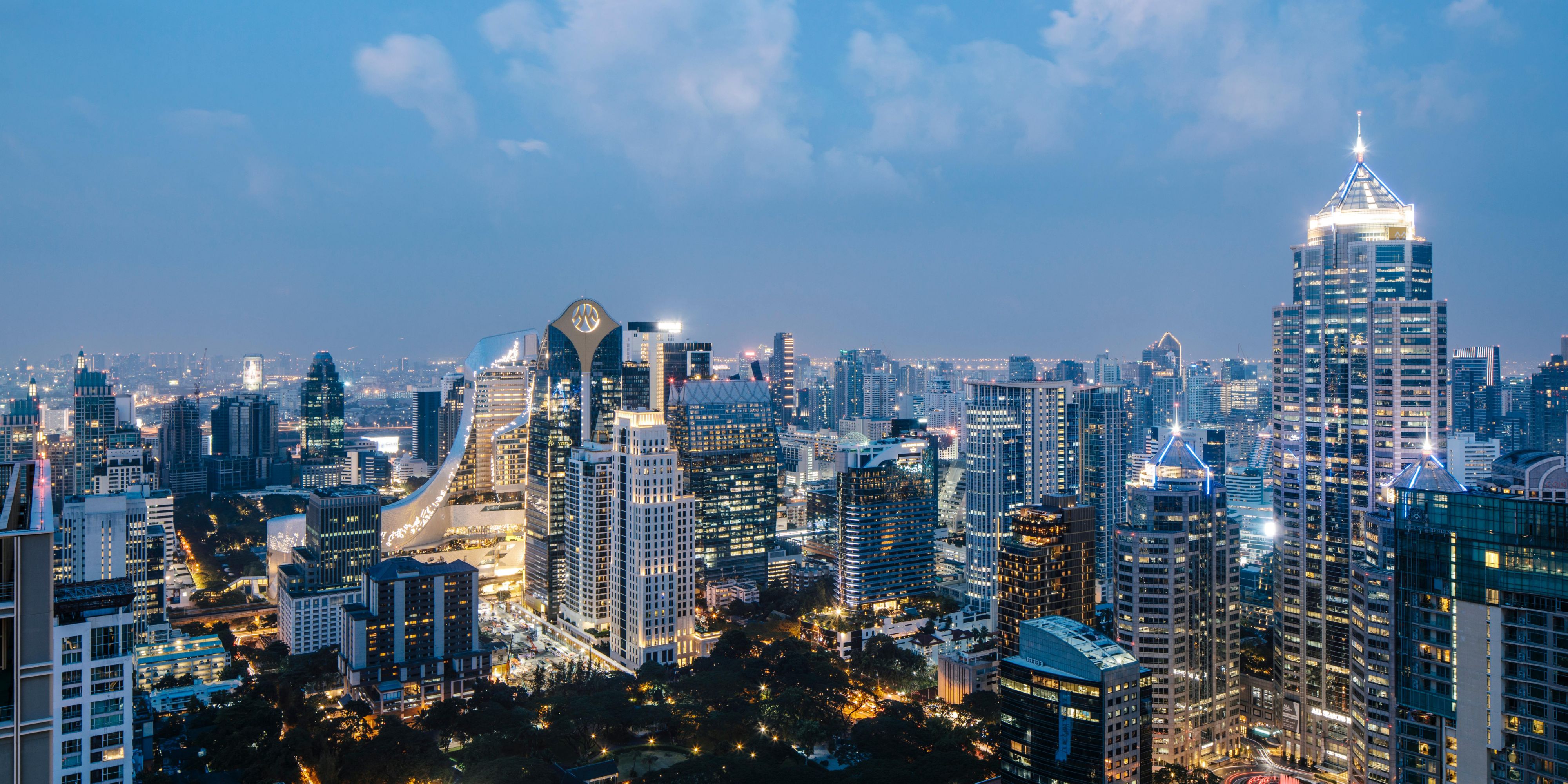 Surrounded by lush greenery and cosmopolitan charisma, our boutique hotel rests on the leafy landscape of Langsuan Road near Lumphini Park, landmark attractions and urban excitement. Feel Bangkok’s vibes as we infuse the city’s energy into every element of our design and services to make your stay unforgettable.
