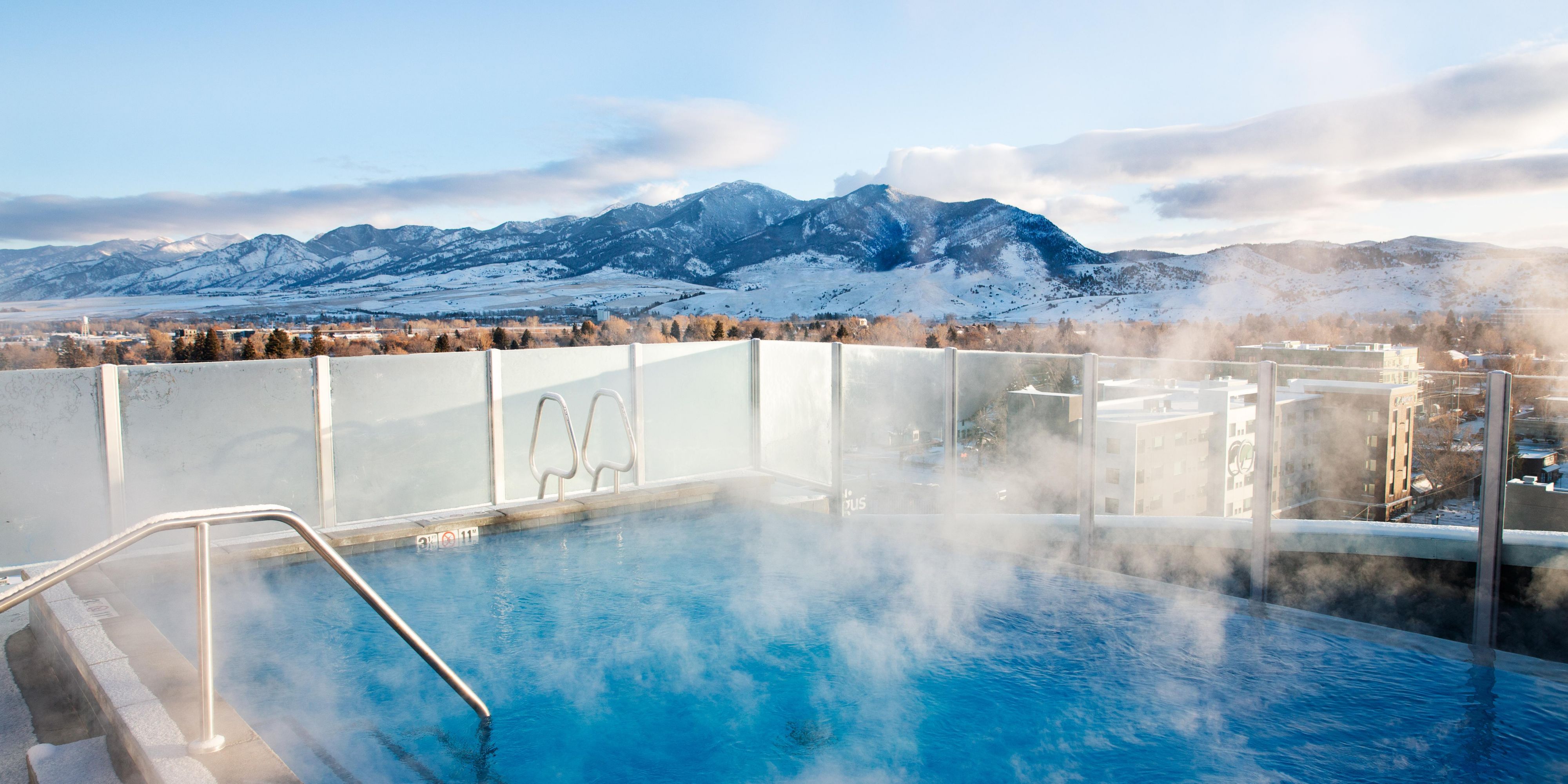 Rooftop Pool and Mountain Views