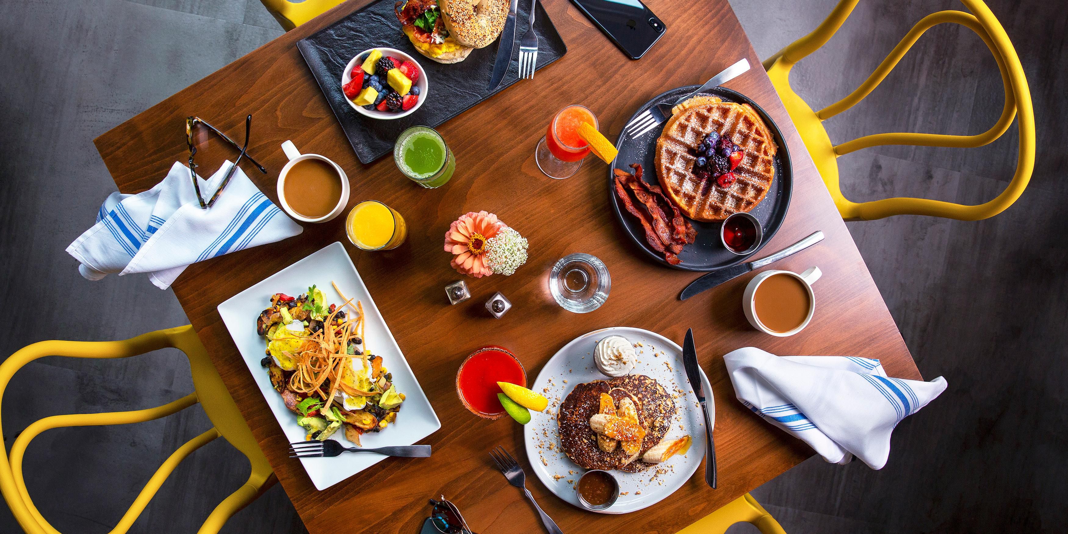 Indulge your palate at Betts, a vibrant restaurant at the Schofield. Focused on classic American dishes with a fresh emphasis on healthy whole foods, Betts is your must-visit eatery while staying in downtown Cleveland. Betts is open for breakfast, lunch, dinner, and weekend brunch.