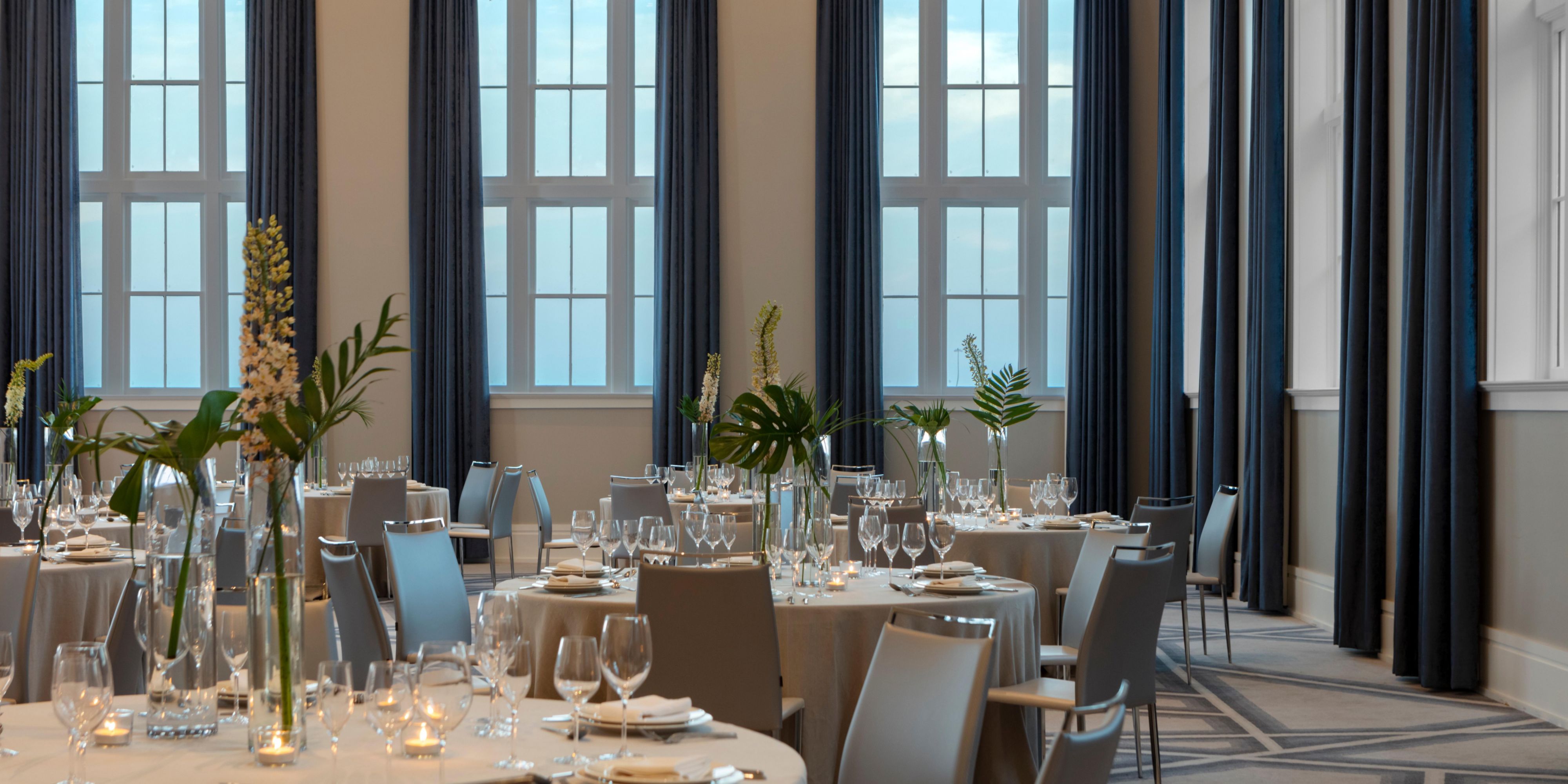 There’s something about weddings that makes a single day feel as though it’s not enough to capture all of the revelry the occasion deserves. Of course, we’re all for extending the fun and can work with you to plan and host events throughout your wedding weekend from a rehearsal dinner to a farewell brunch and everything in between.