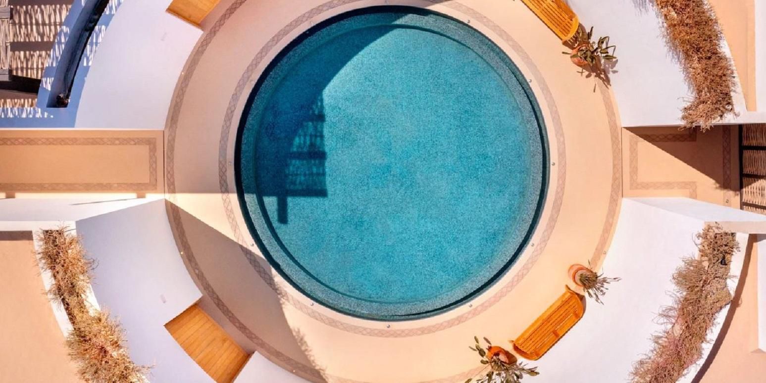 The crowned jewel of the resort’s amenities is its 25,000-square-foot destination spa. With a deeply thoughtful menu of services rooted in the healing nature of plants, visitors can create oils and scrubs at The Apothecary to use in a range of massage, therapeutic, and beauty treatments, or use dedicated studios for meditation, pilates, and yoga.