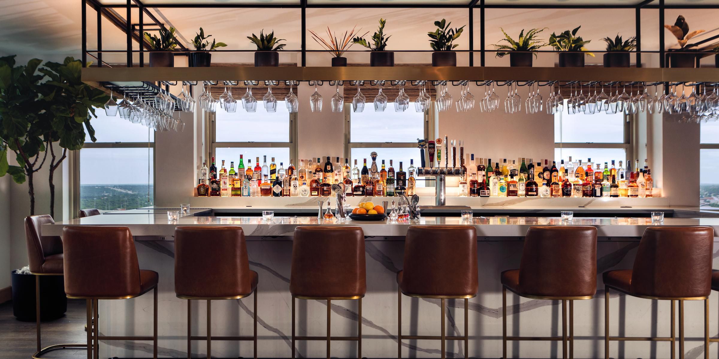 Saddle up for well-crafted cocktails with imaginative flair at Refinery 714, our penthouse lounge. Named for our address—714 Main Street—the bar’s luxe seating affords sweeping views of the Texas plains and downtown Fort Worth.