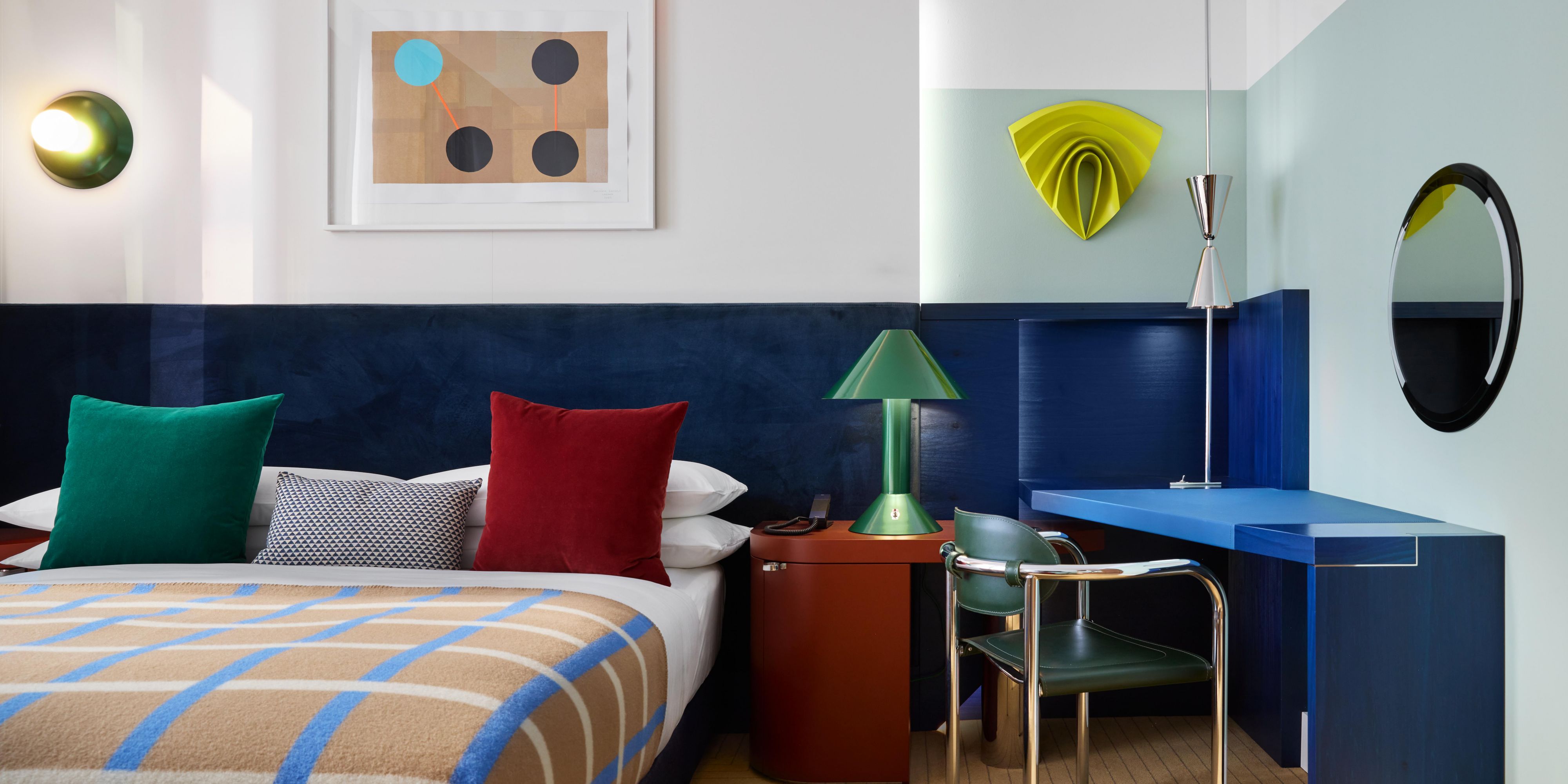 Drawing inspiration from the Bauhaus era, our hotel's artistic design blends clean lines, functional elegance, and bold aesthetics to create a unique fusion of tradition and modernity. Discover the intersection of history and innovation with our contemporary take on German architecture, seamlessly merging urban sophistication with timeless style.