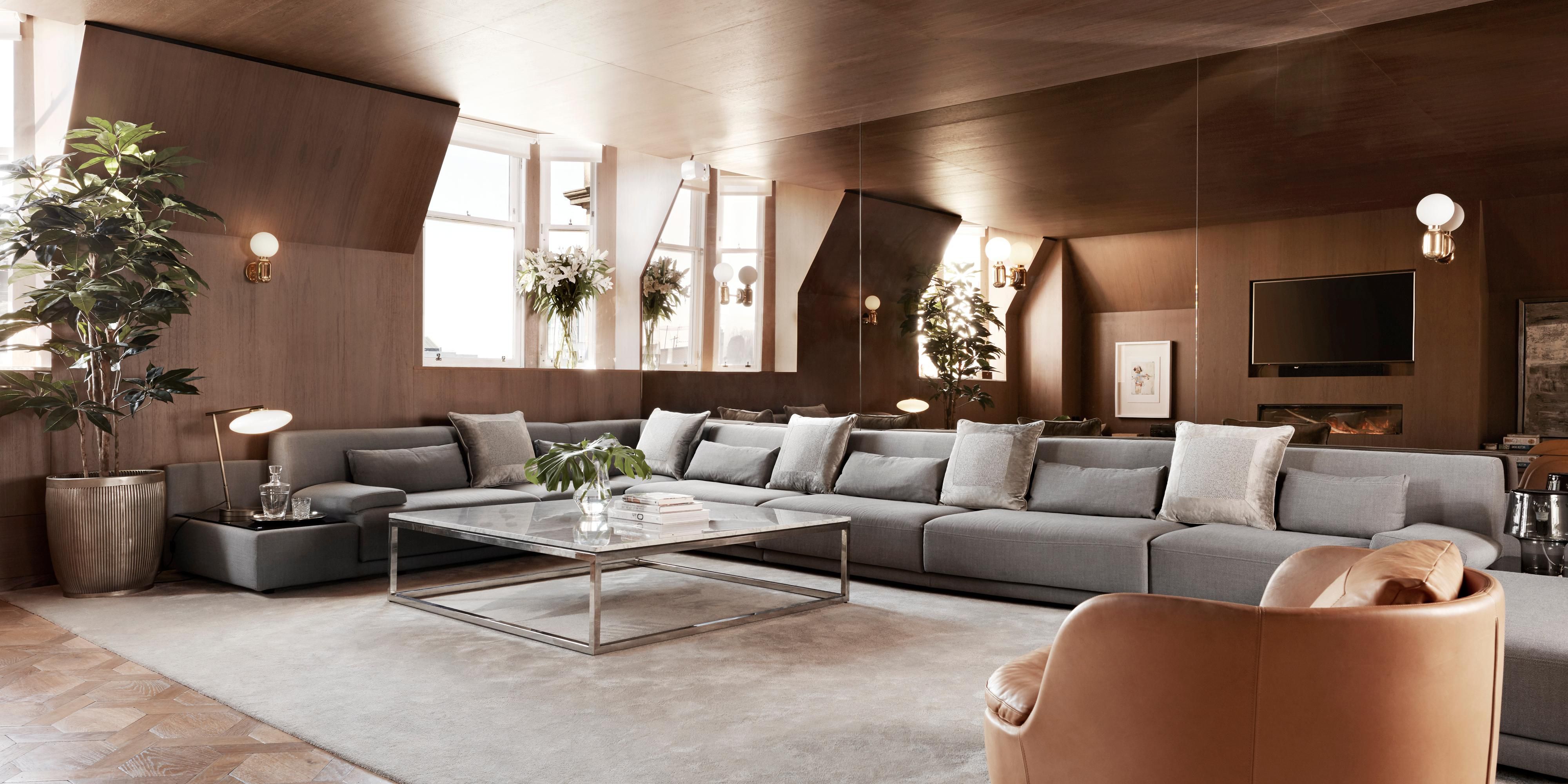 Experience unparalleled luxury in our high-quality suites and penthouses at the only 5-star AA accredited hotel in Glasgow. Our Georgian hotel features glamorous interiors and lavish furnishings offering exquisite design, top-tier amenities, and breathtaking views. Stay with us and indulge in the finest hospitality and comfort Glasgow has to offer.