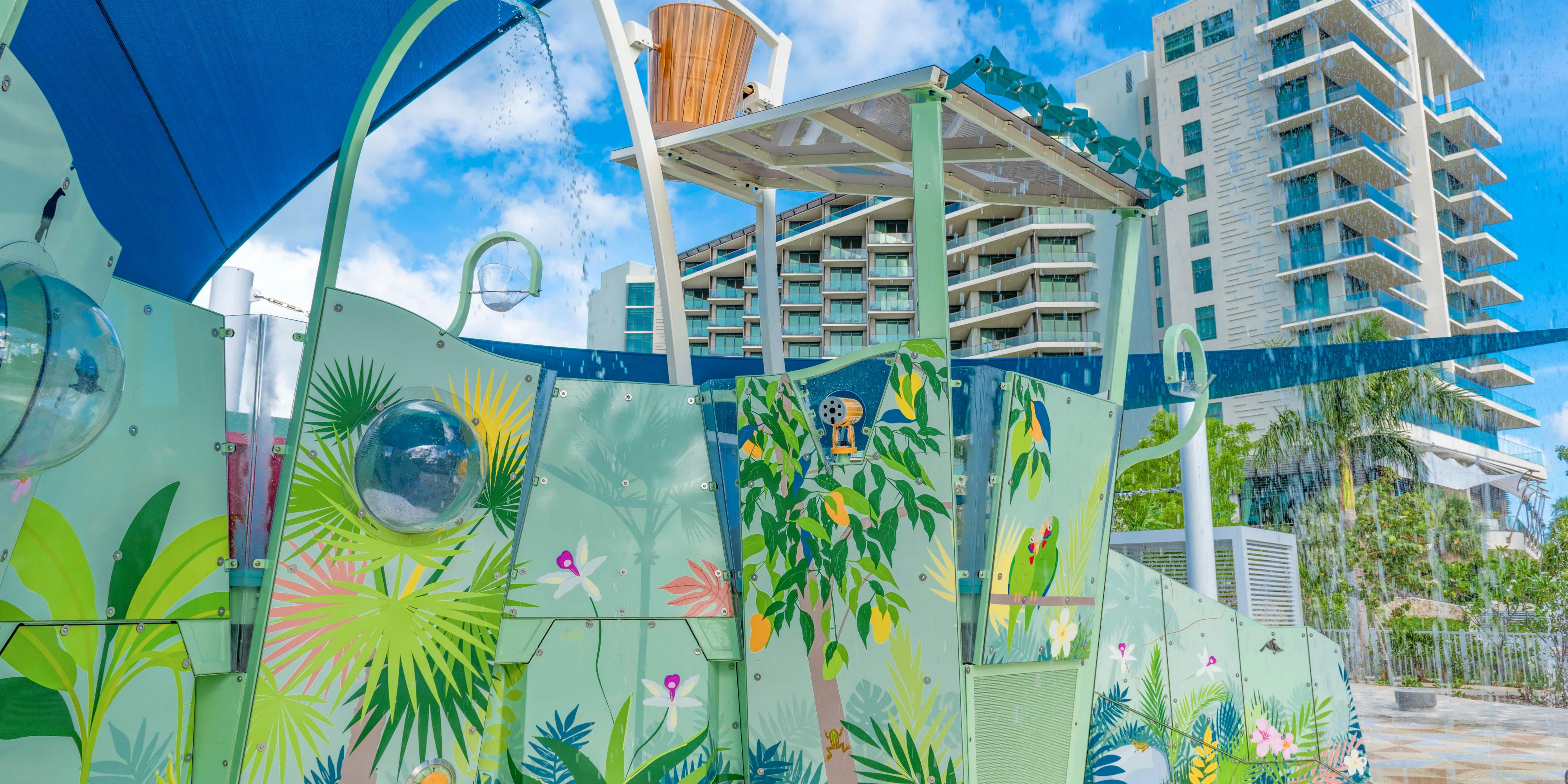 SPLASH is the newest addition to the amazing Resort and hospitality setting of Kimpton Seafire Resort + Spa. SPLASH is a fun-filled waterpark overseen by our Camp Seafire team. Open for ages 12 and under to enjoy day experiences from 10am to 4pm, birthday party dreams and complimentary Camp Seafire adventures for in-house guests.