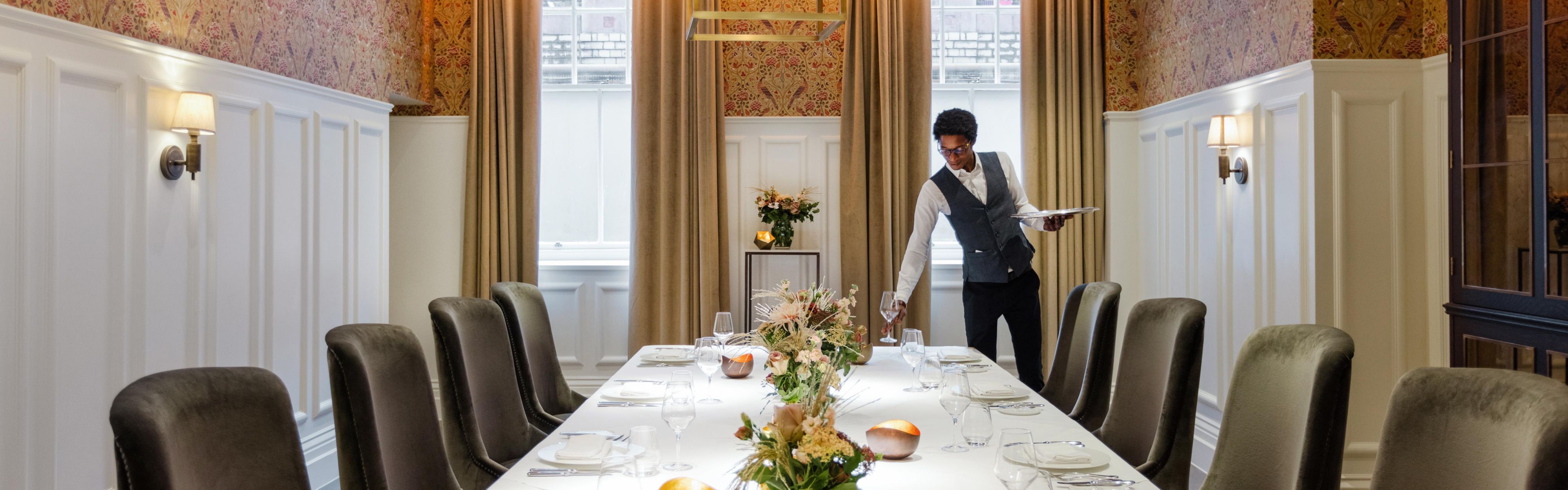 Private dining room at Kimpton Fitzroy London