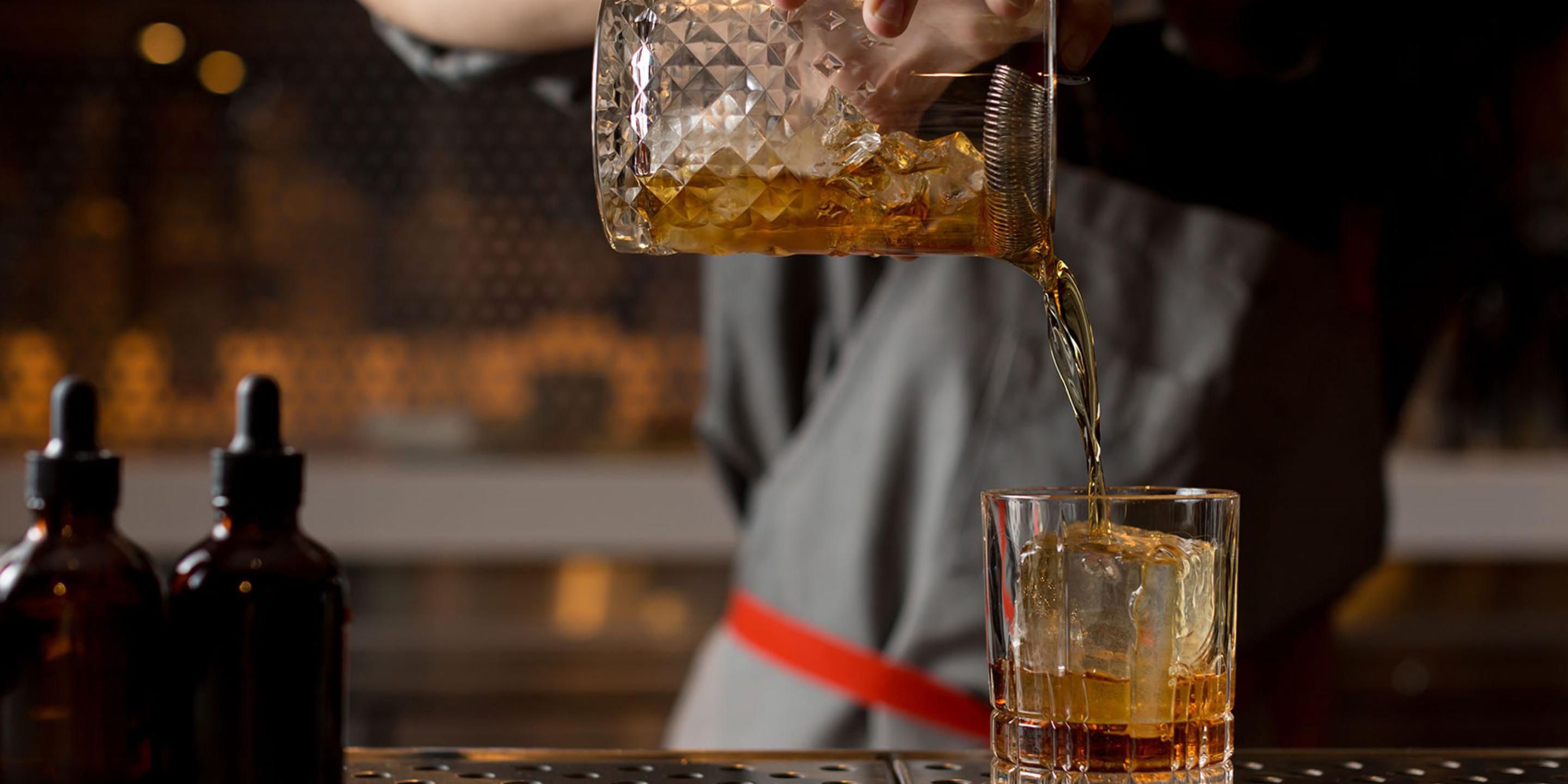 Situated on Wilshire Boulevard near UCLA, Double Take is a neighborhood gem and Beverly Hills dining hotspot inspired by a Hollywood backlot. From brunch favorites such as Chicken and Waffles to delectable Happy Hour specials such as Wagyu Beef Sliders, there is something for everyone.