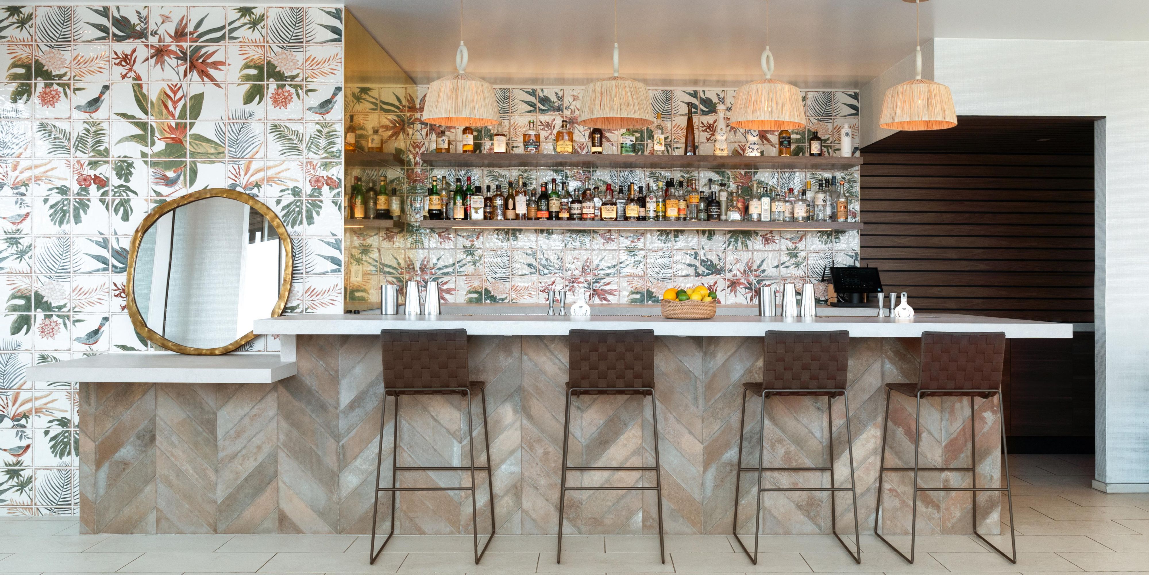 Welcome to Videre, where Southern Californian cuisine meets breathtaking views. Located in the heart of Los Angeles, our restaurant offers an unforgettable dining experience that combines bright flavors with unparalleled vistas.