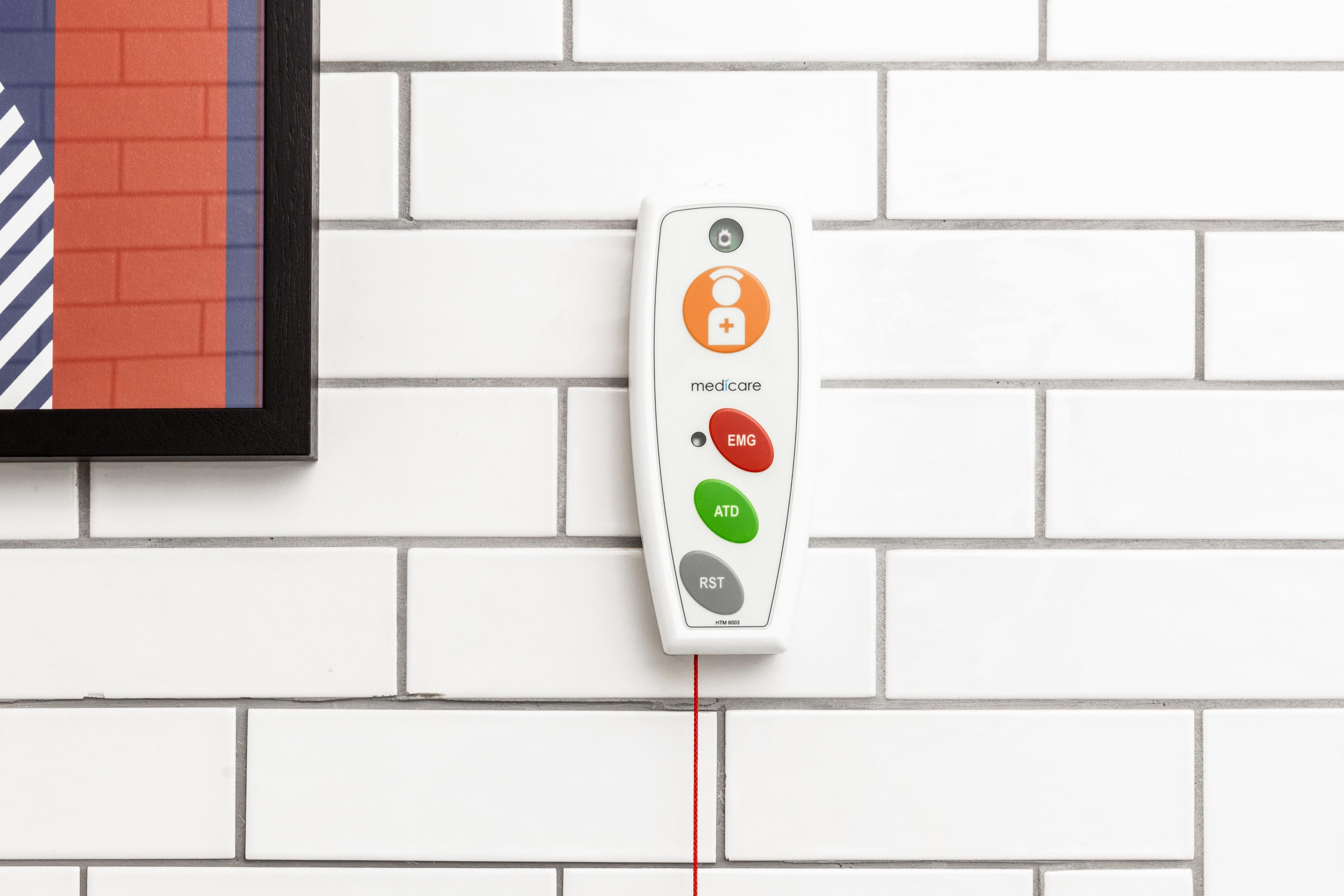 Accessible features in a hotel bathroom 