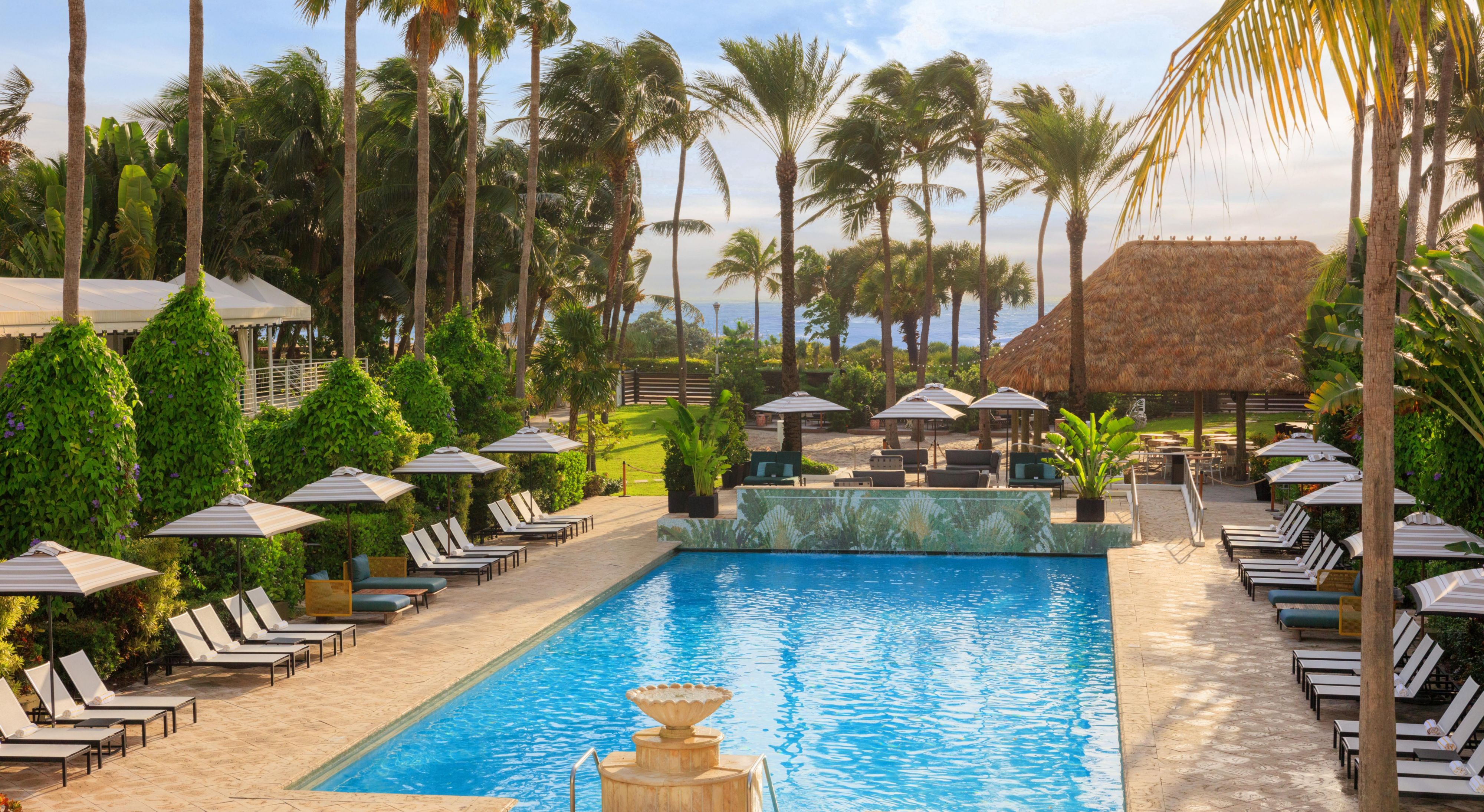 Kimpton Surfcomber Hotel