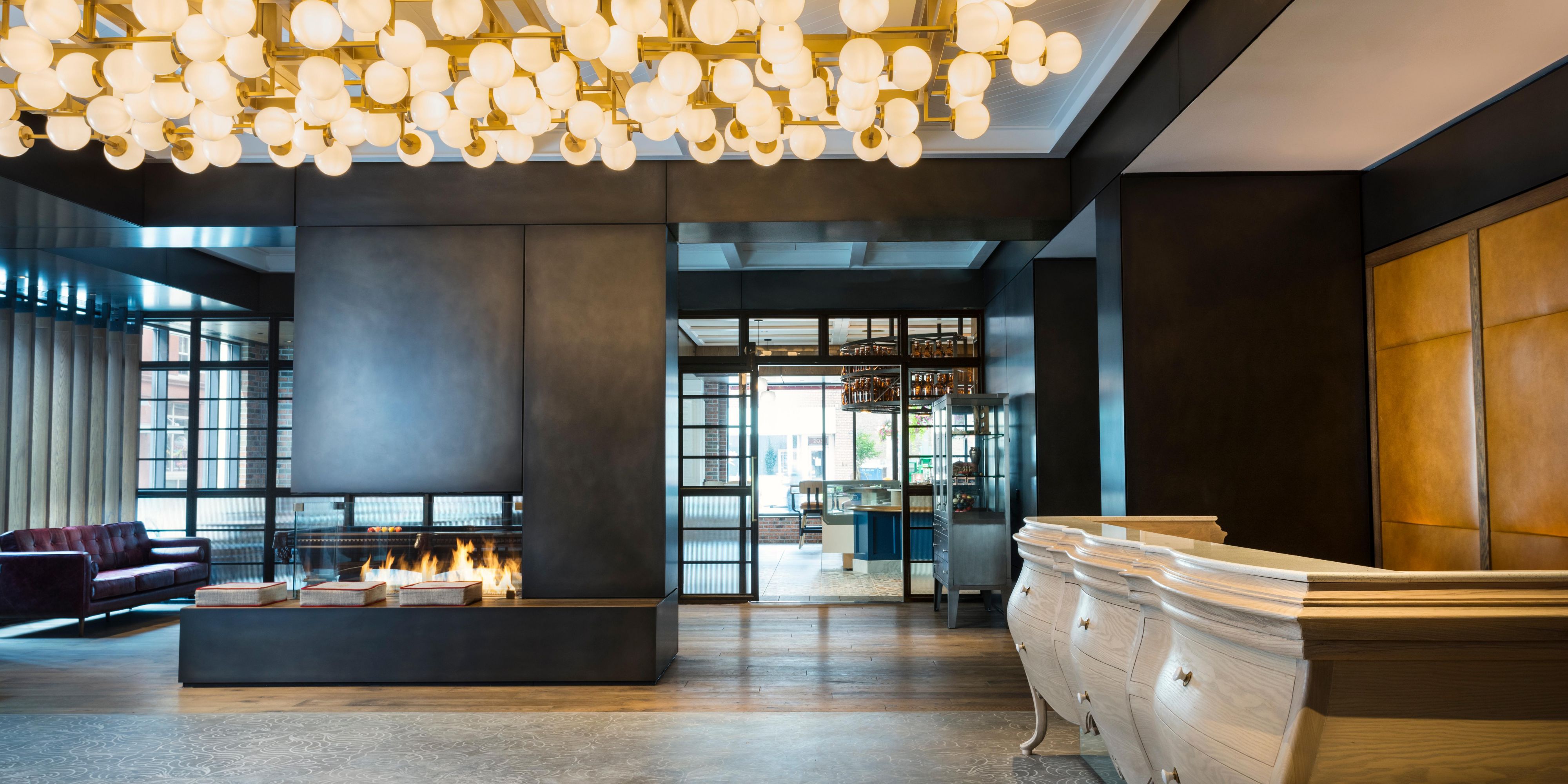 $hotelInfo.mediaDetails.welcomePhotos.primaryPhoto.caption}