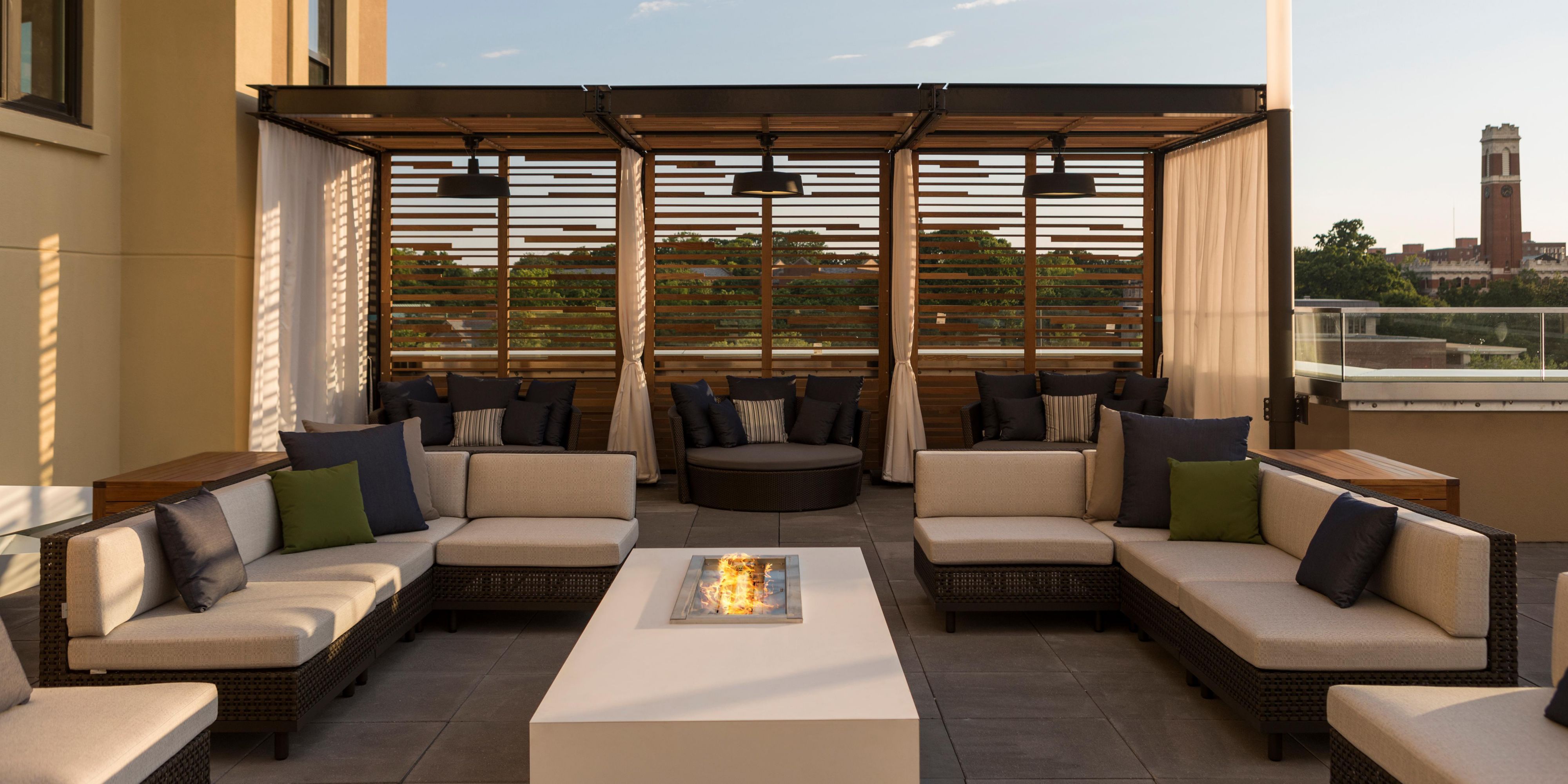 As part of the Aertson Midtown community, our hotel gives you access to epicurean amenities like a rooftop pool, lavish spa, restaurant, shops and a gourmet market. By the way, the name Aertson honors pioneering Dutch immigrant Jan Aertson, ancestor of rail and shipping tycoon Cornelius Vanderbilt. In case you were curious.