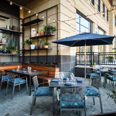 Outdoor Dining at Henley