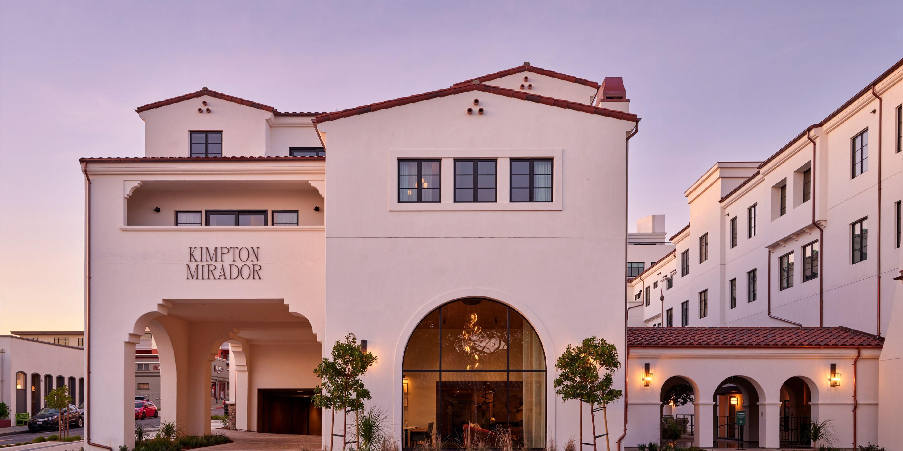 $hotelInfo.mediaDetails.welcomePhotos.primaryPhoto.caption}