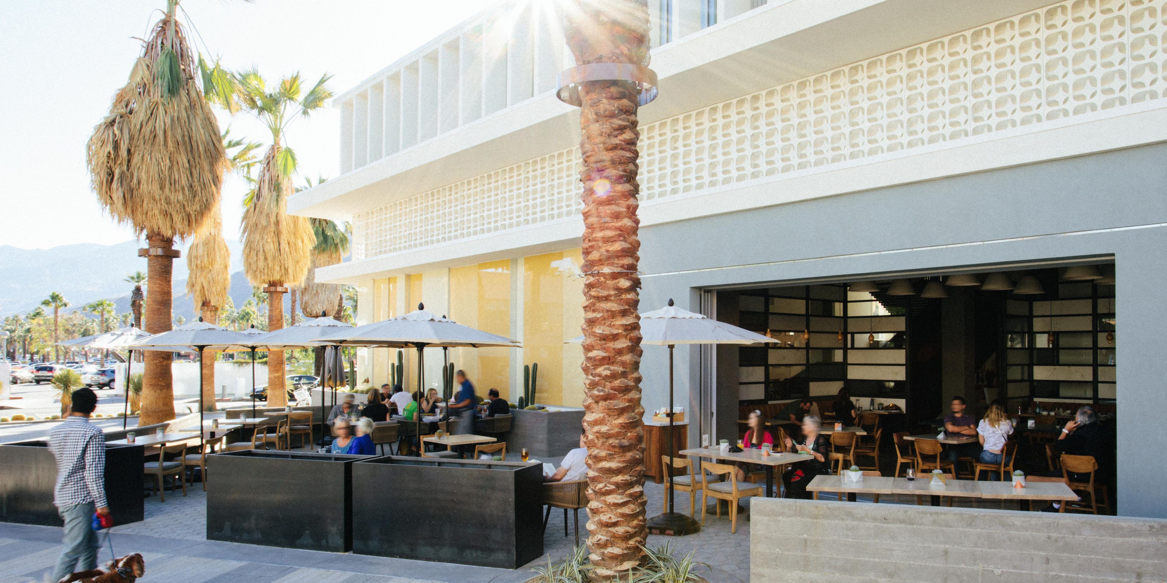 Take in panoramic mountain views and Palm Spring’s finest people-watching on Juniper Table’s patio on the plaza. Enjoy Chef’s bold, seasonal fare al fresco to take full advantage of that delicious late-afternoon desert breeze--even better with a local draft beer or housemade artisan soda in hand.