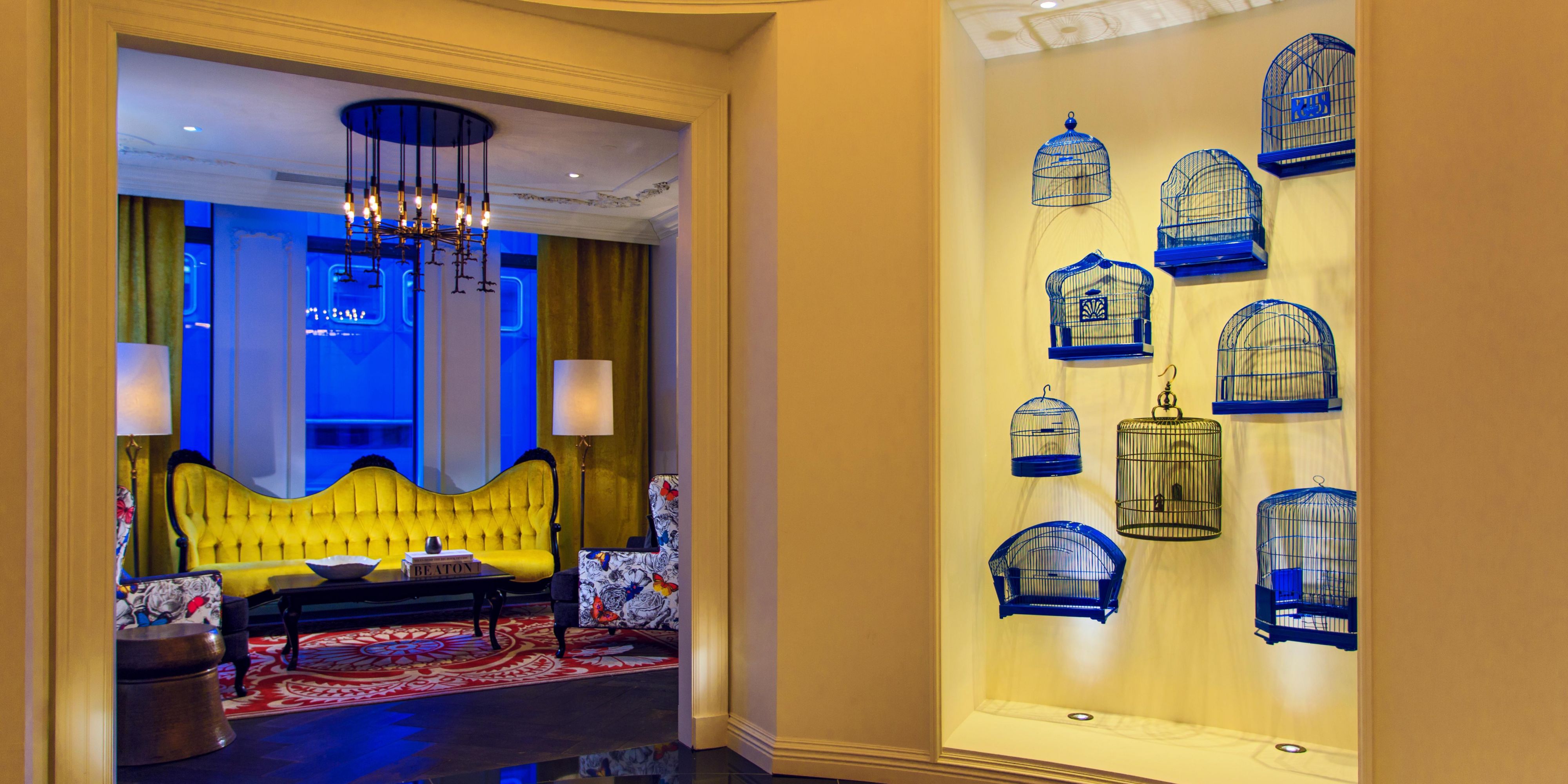 $hotelInfo.mediaDetails.welcomePhotos.primaryPhoto.caption}