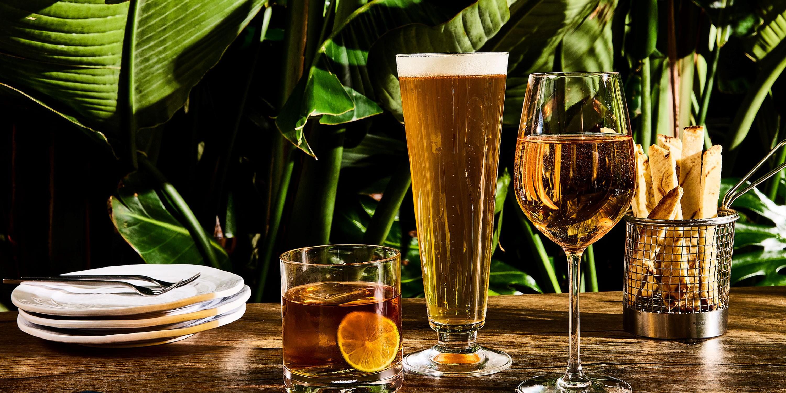 Located on the stunning third-floor pool deck overlooking DoCo and Golden 1 Center, our destination bar and lounge in Downtown Sacramento is an urban oasis and sophisticated social hive for visitors and locals alike. It’s the quintessential hangout on concert nights and when the Sacramento Kings play at home.