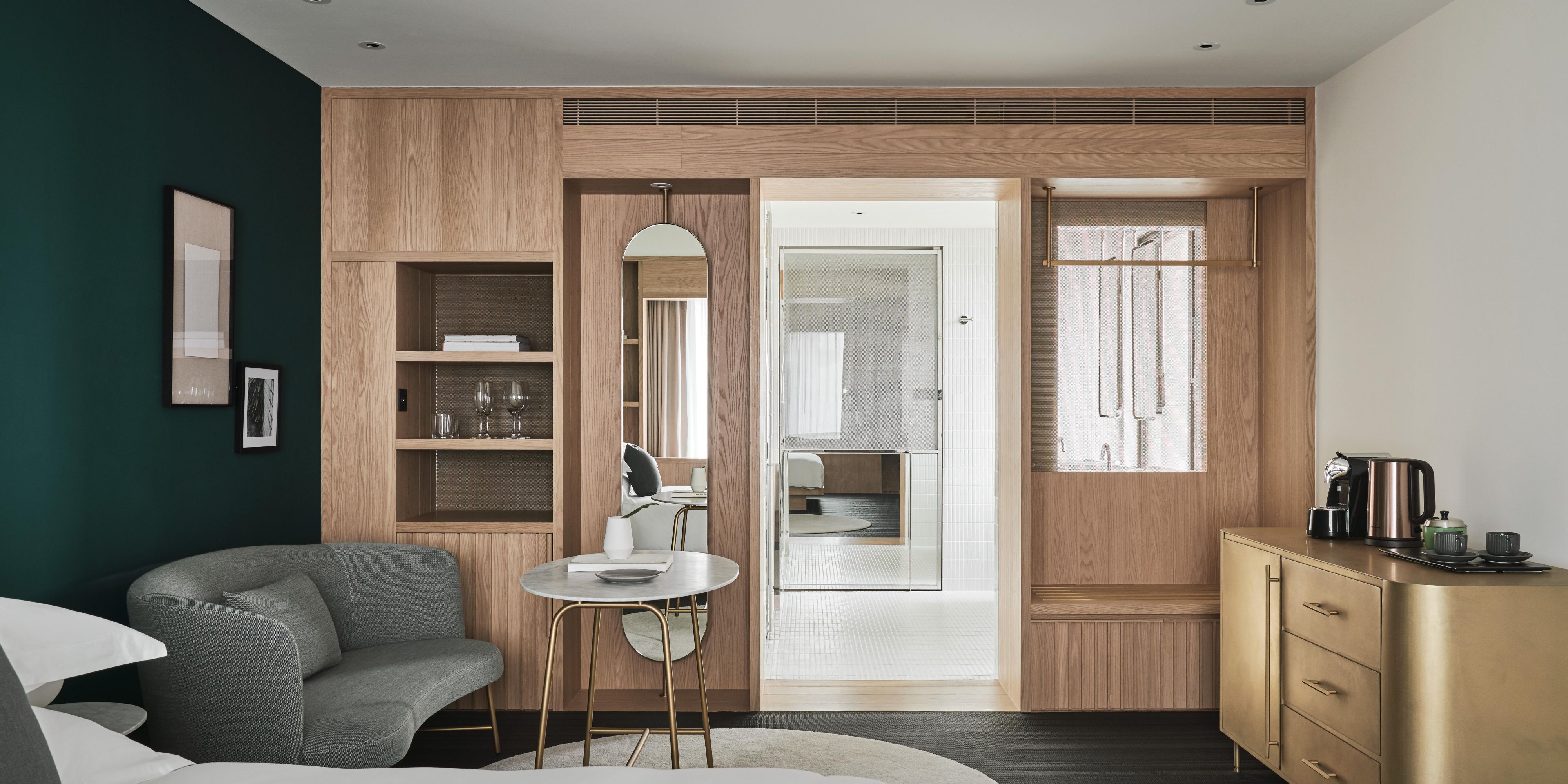 The Avenue- King Premier