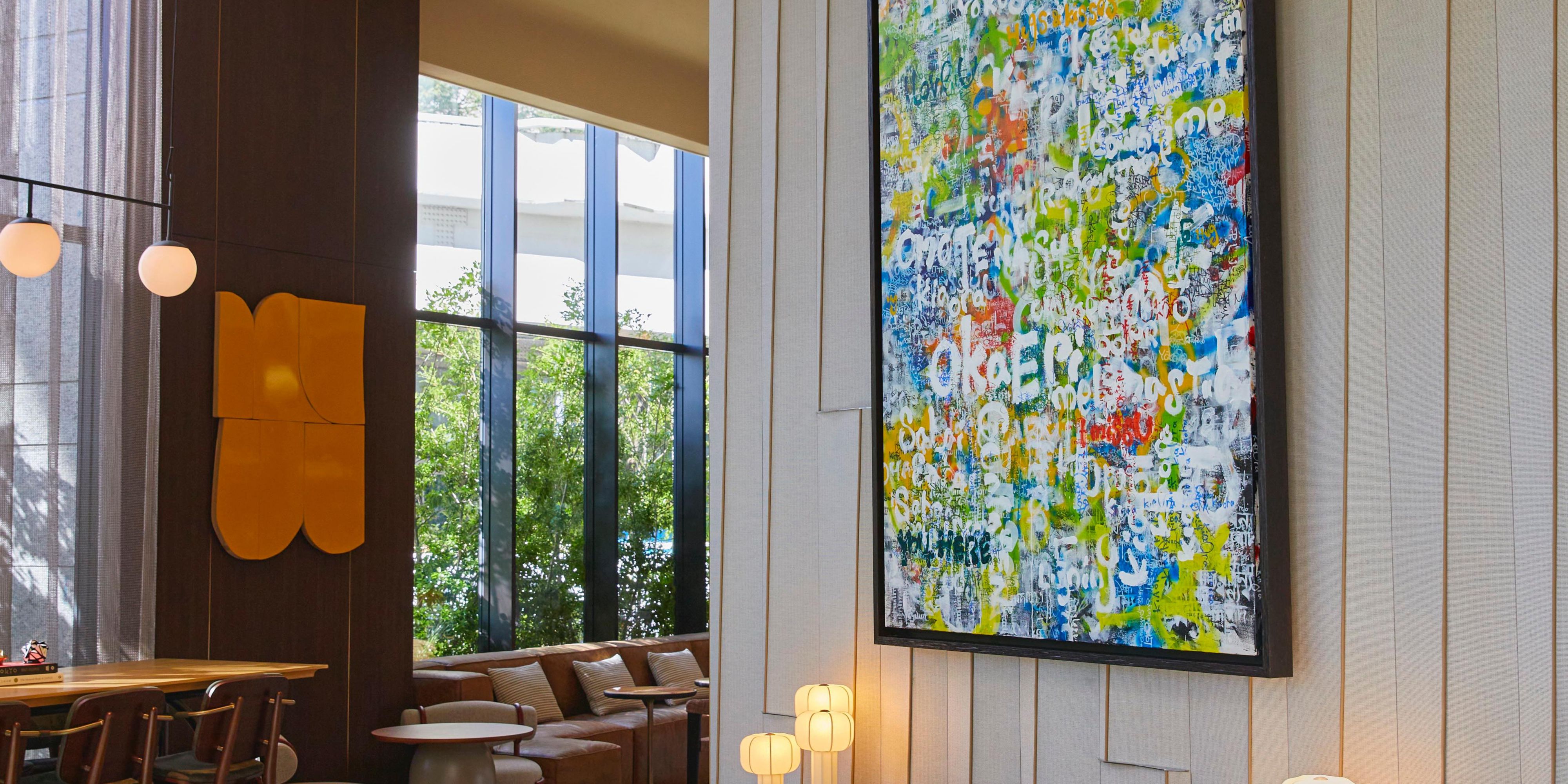 Step into Kimpton Shinjuku Tokyo and experience an art lover's paradise. Inspired by New York's vibrant art scene, our hotel features work from over 20 talented artists, turning our space into a living gallery. Whether you're an art aficionado or simply enjoy beautiful surroundings, we offer a unique and inspiring experience every time you stay.