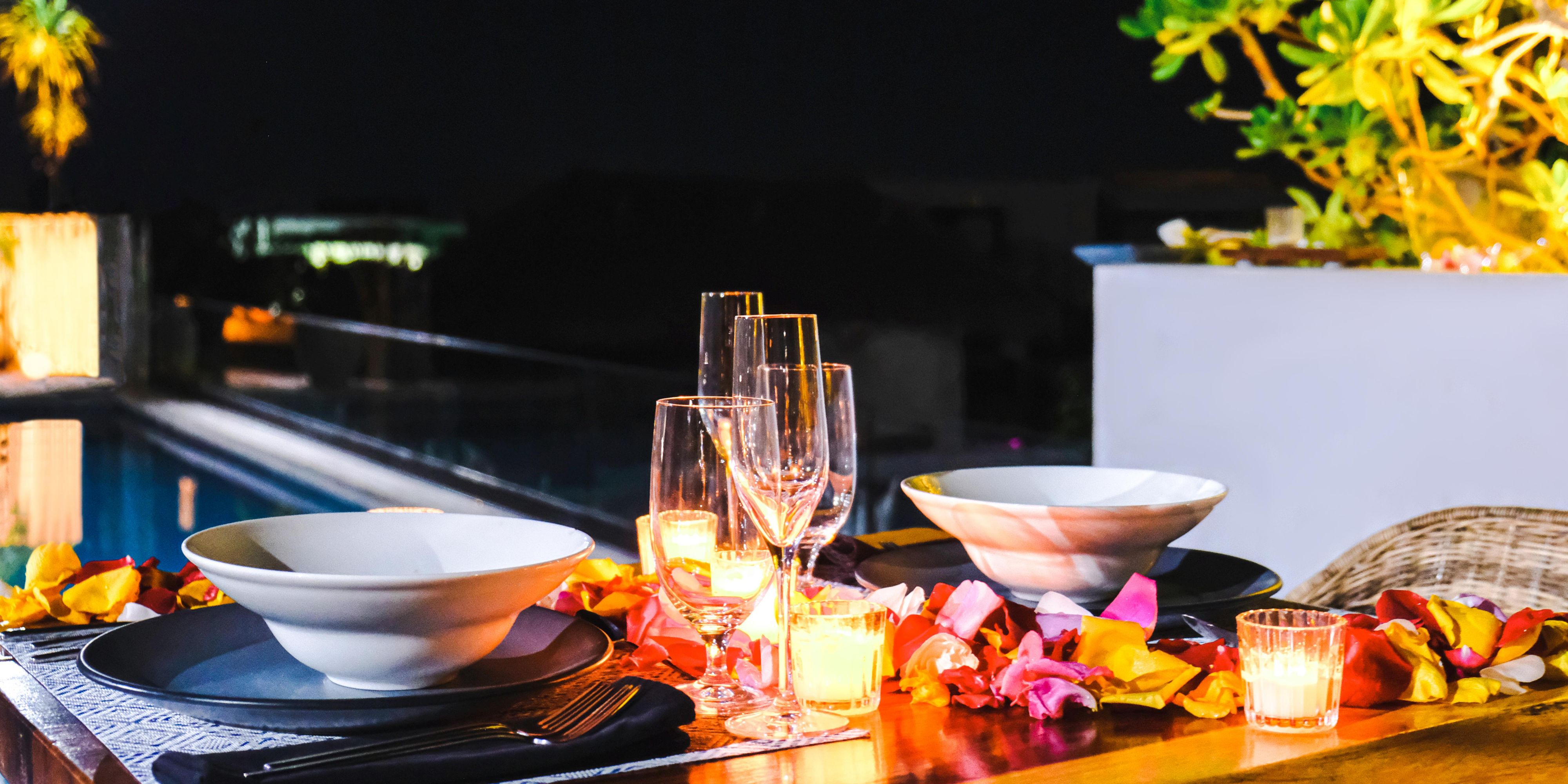 Enjoy a unique getaway at our boutique hotel in Tulum! Book now and enjoy: buffet breakfast for two adults, welcome cocktail, 15% off on food and beverages, early check-in and late check-out (subject to availability).