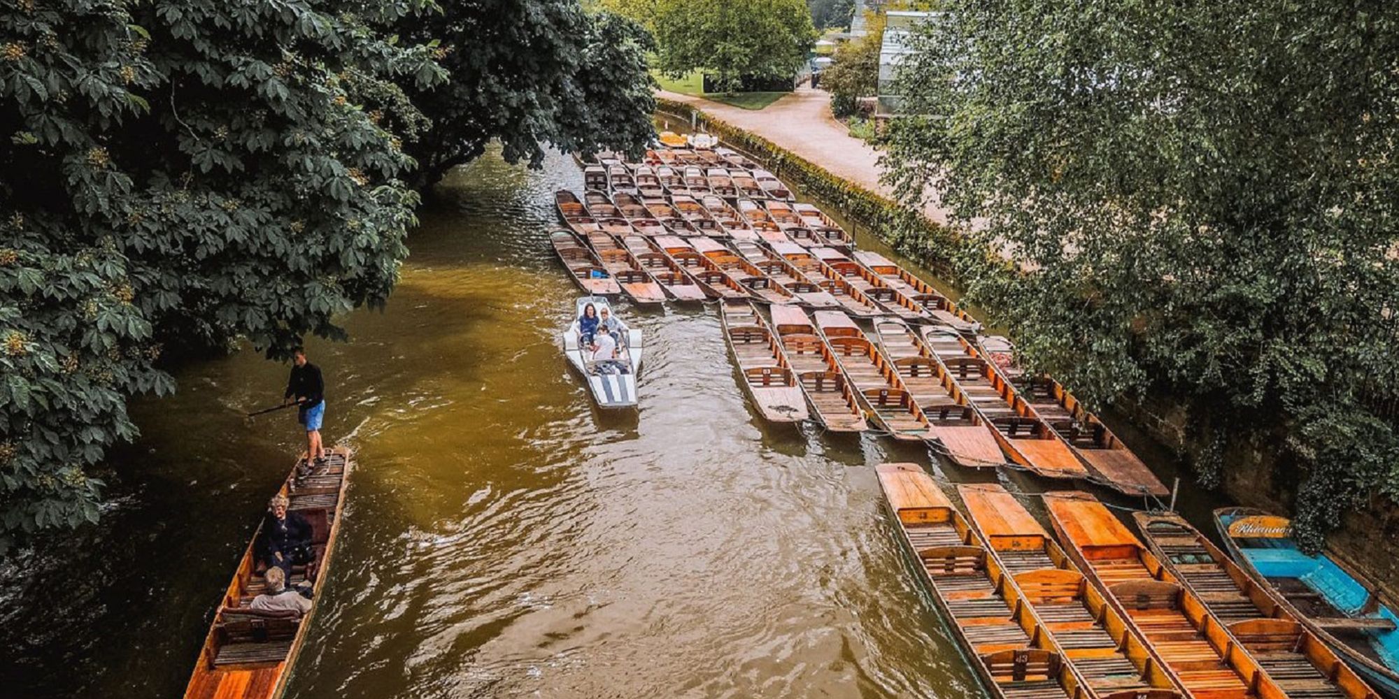 Thames River Punting