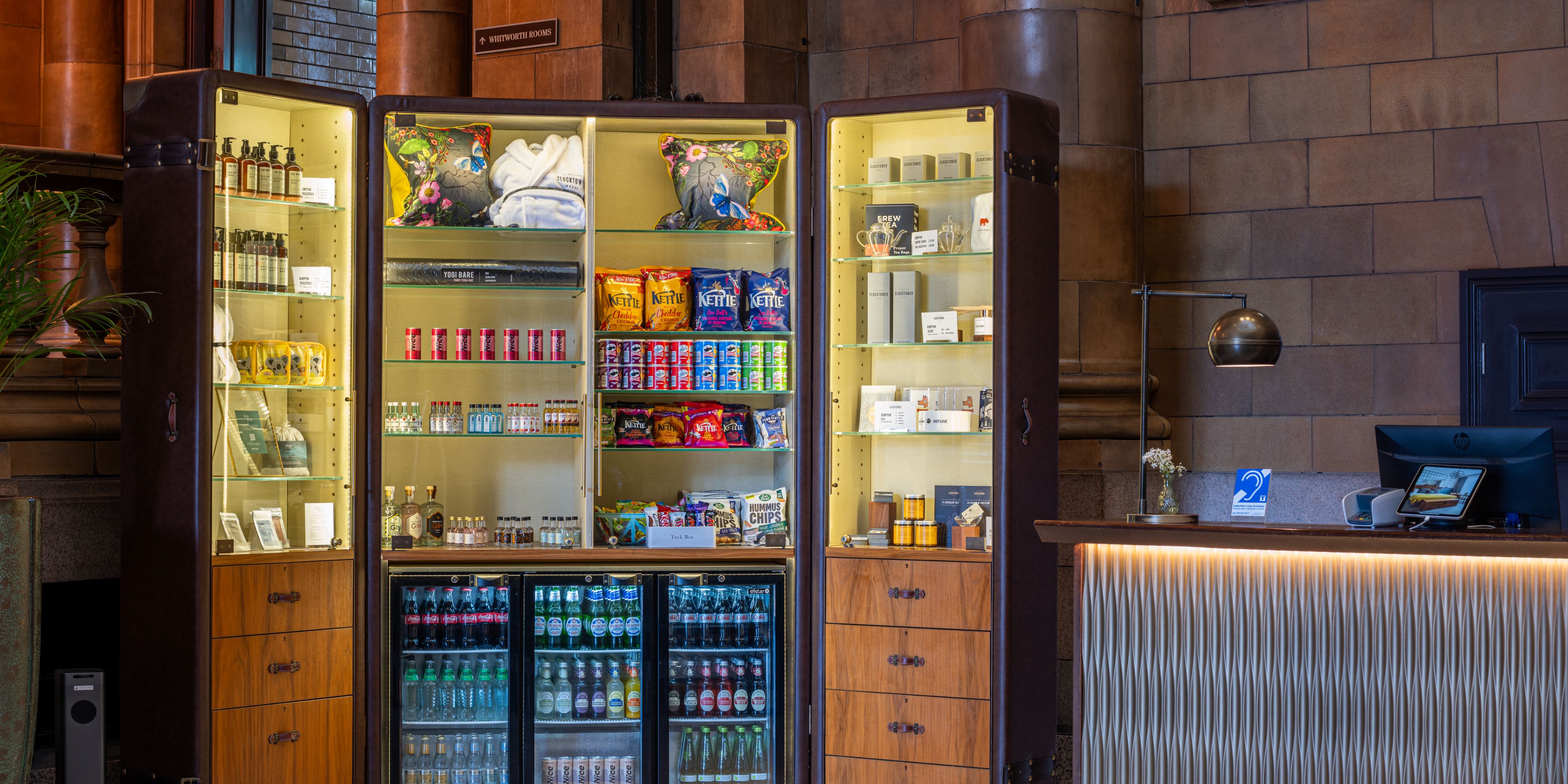 Corner shop at Kimpton Clocktower Hotel