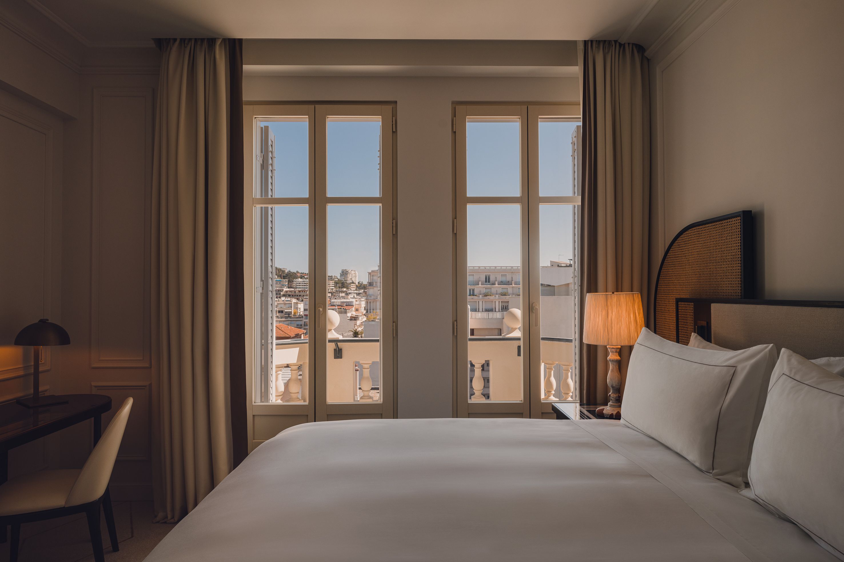 Regent Featured Room