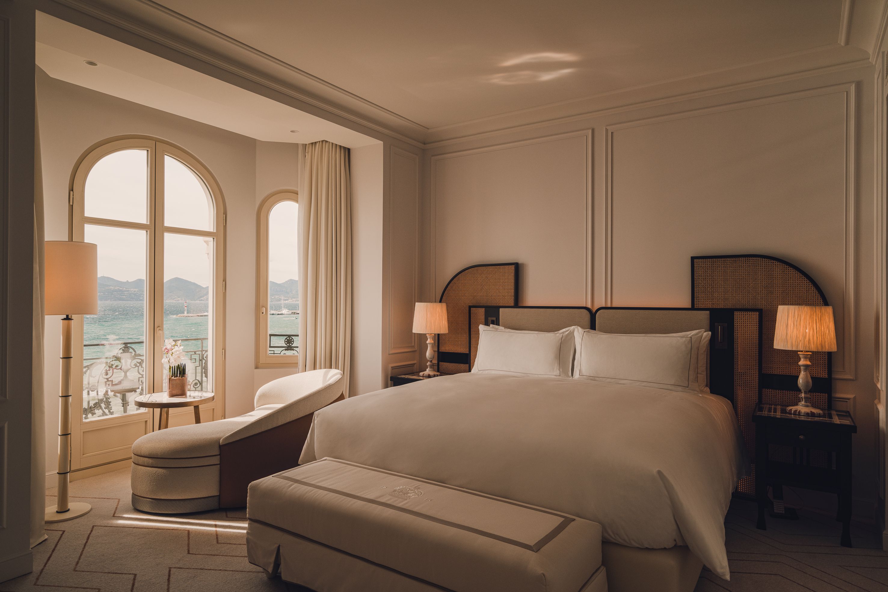 Regent Featured Room