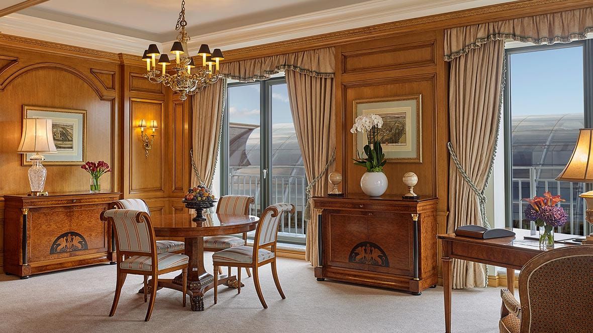 Regent Featured Room