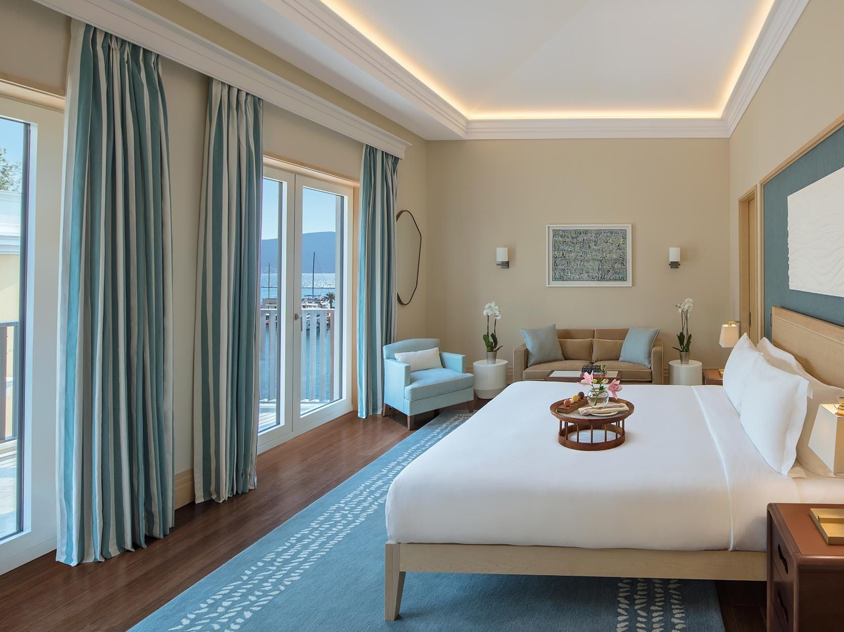 Regent Featured Room