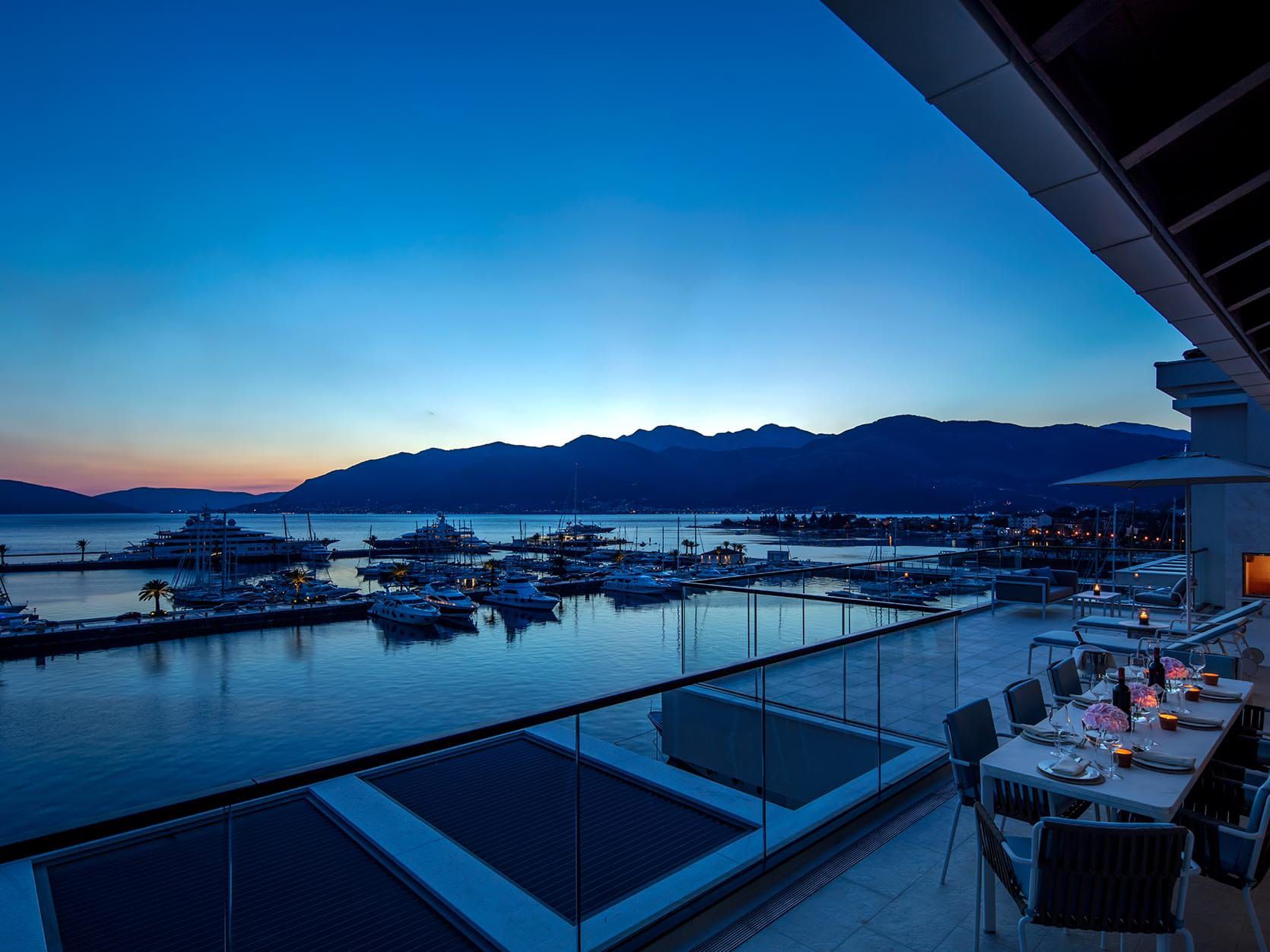 Pool Club Penthouse