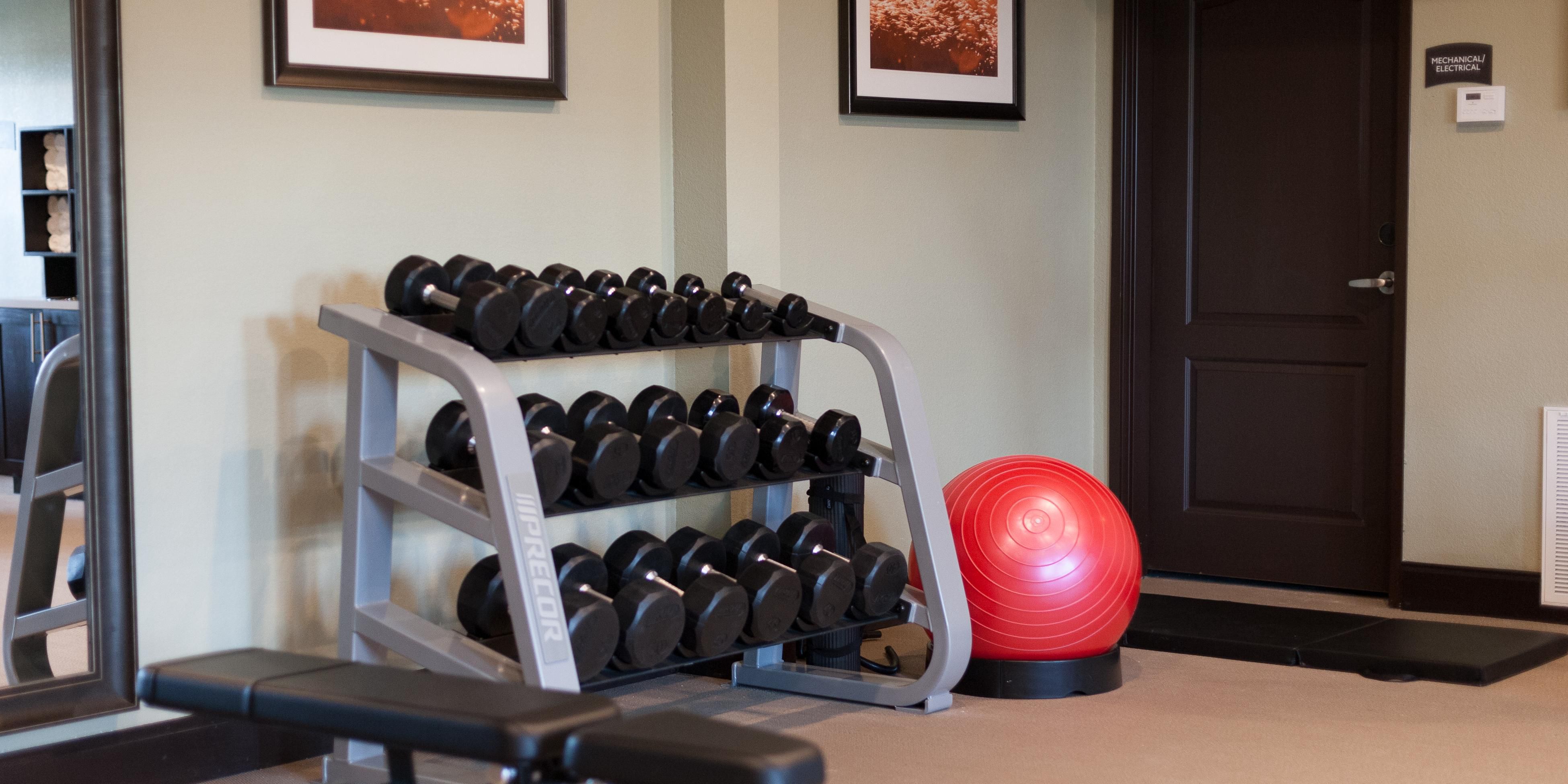 24/7 fully-equipped fitness center