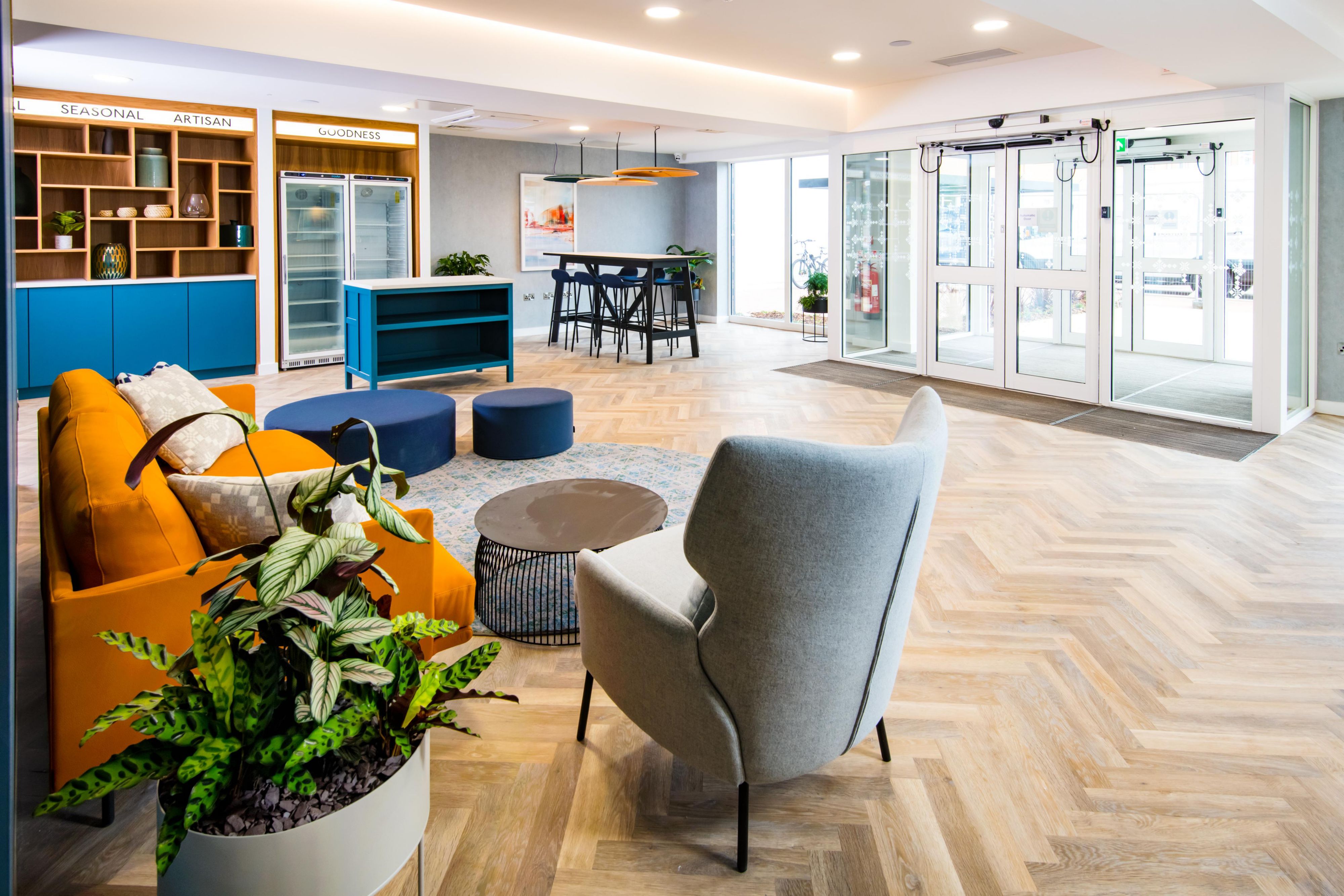 Staybridge Suites Cardiff offers private on-site parking for £10/day, with barriers and cameras for security. Parking can be arranged at check-in. We also have 4 EV chargers (additional fee applies) to accommodate all guests, including those with electric vehicles.