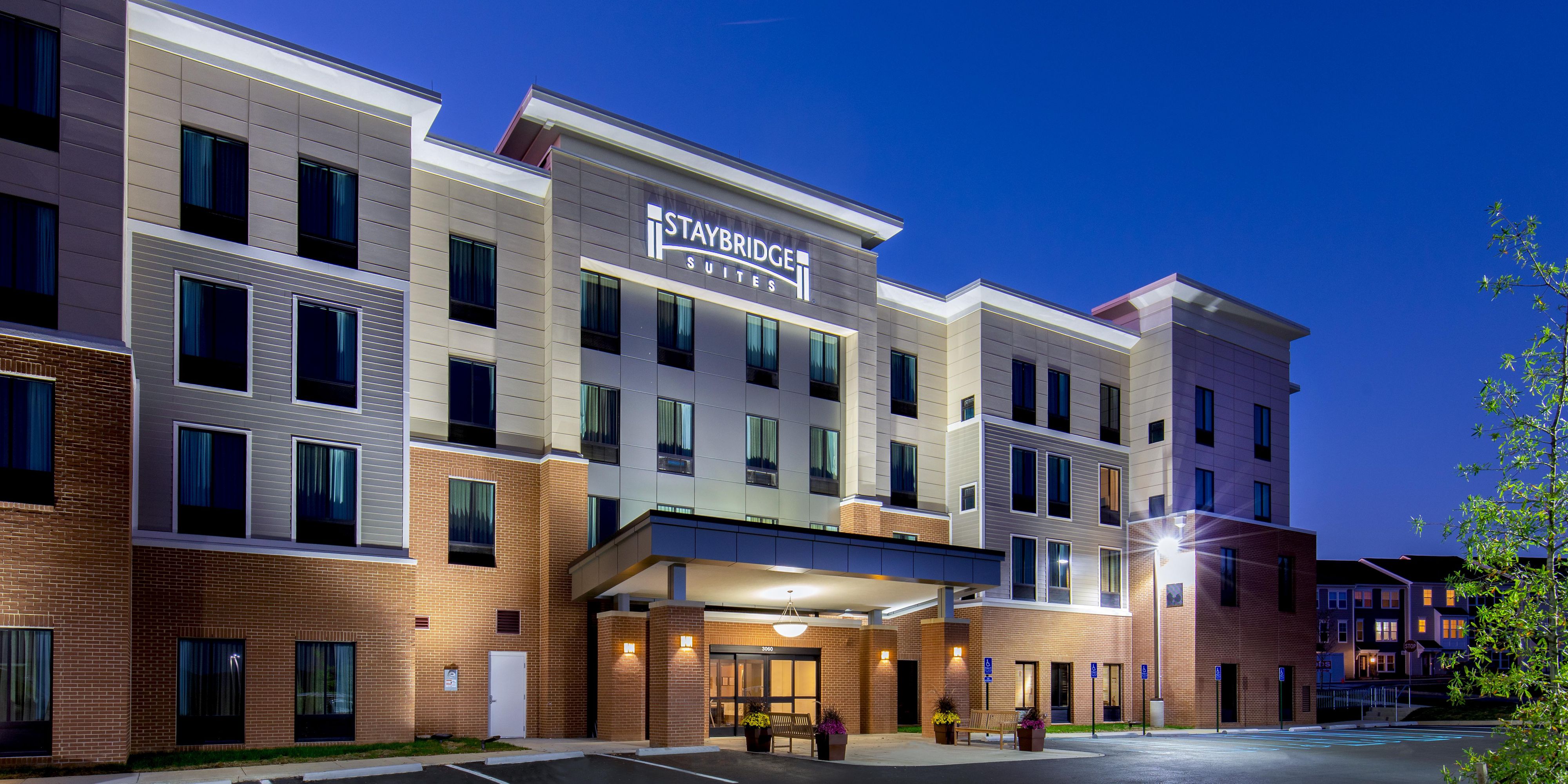 Charlottesville Airport spa photo