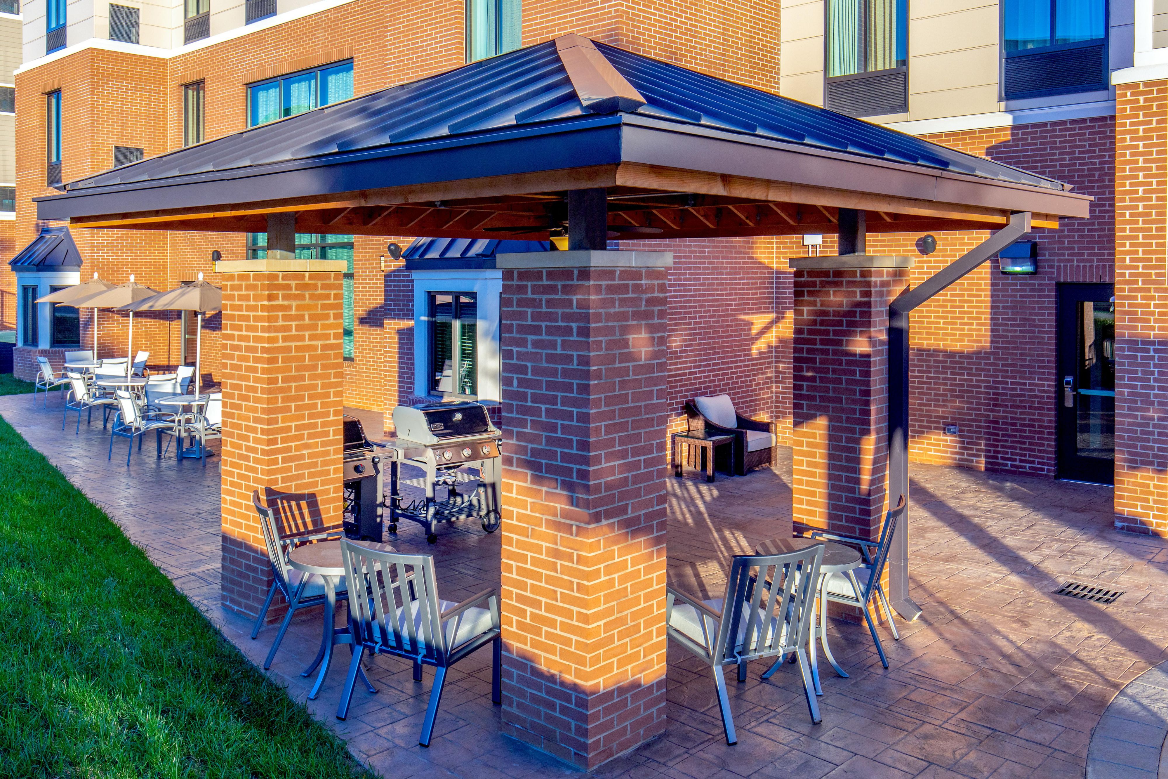 Our extended stay hotel hosts on-site barbeque grills for your use