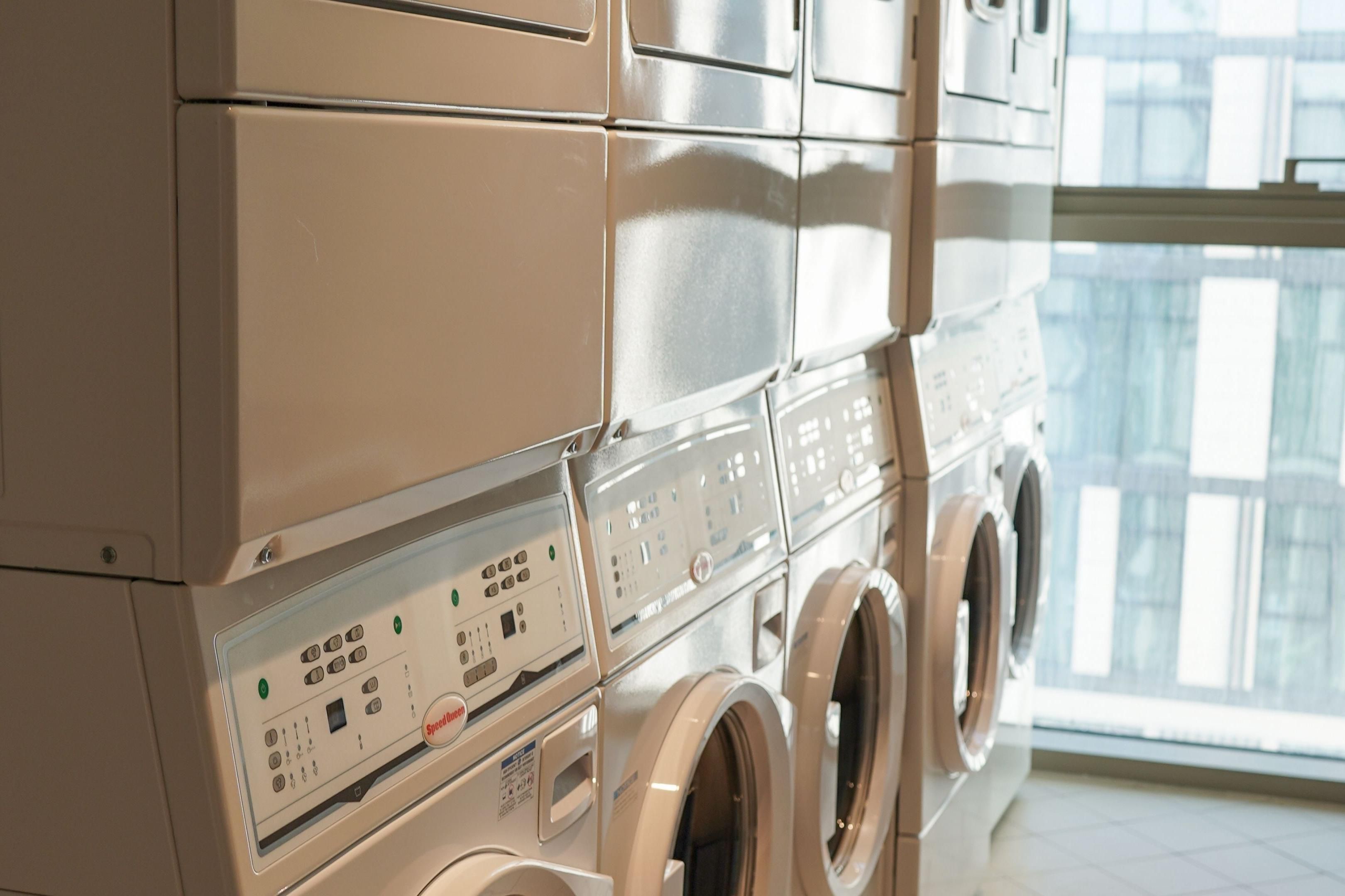 Staybridge Suites onsite self-laundry facilities make it easy for you to maintain your suitcase full of clean clothes. Our commitment is to make your stay at the hotel a great home living and hassle-free experience. The hotel's onsite self-laundry facility is free to use for hotel guests, available at third floor, to help you keep clothes clean. 