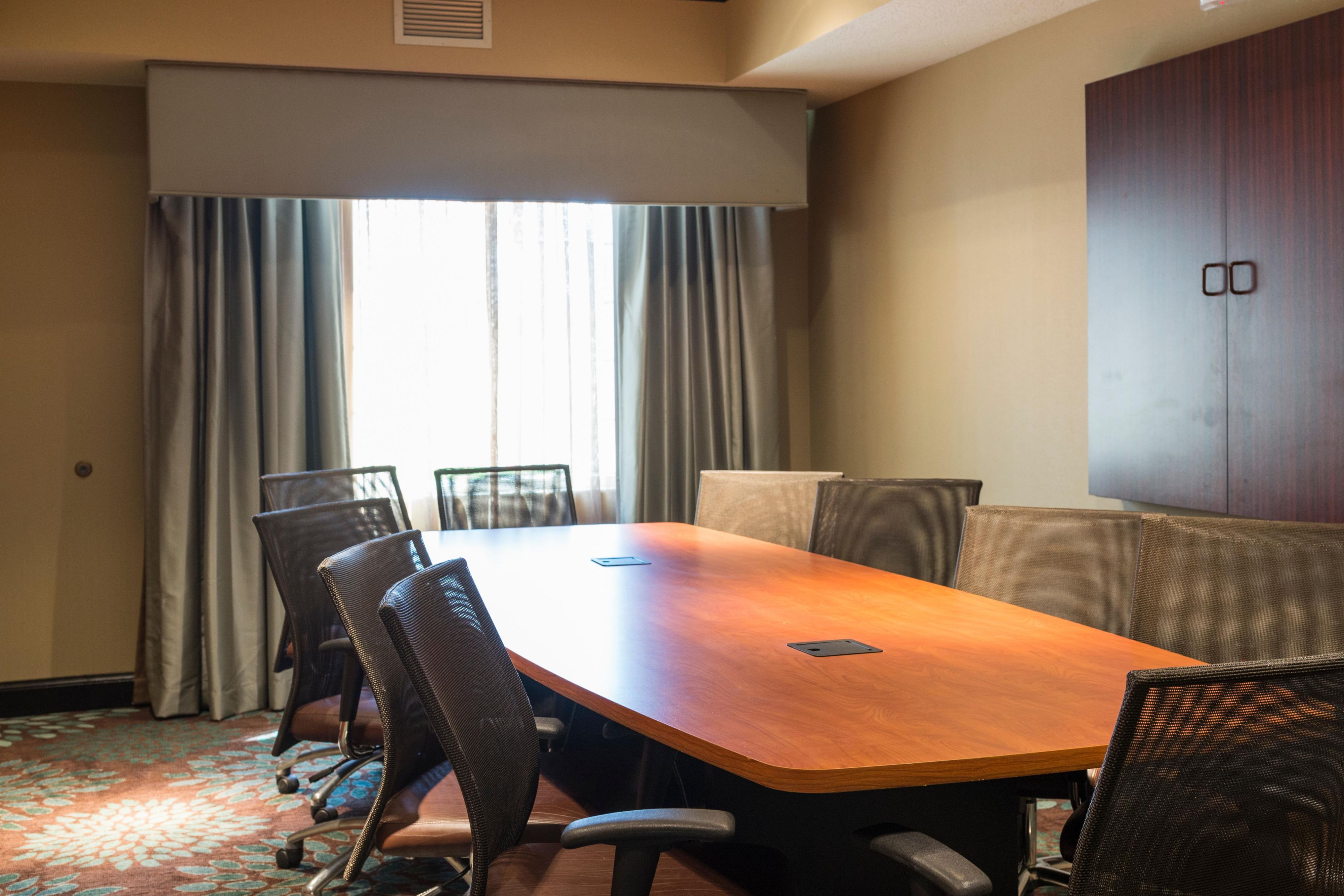 We offer an on-site meeting room perfect for a family or team gathering, meetings or other smaller get togethers. Make sure to contact our Director of Sales if your needing a block of rooms for your group. 701-281-4900.  