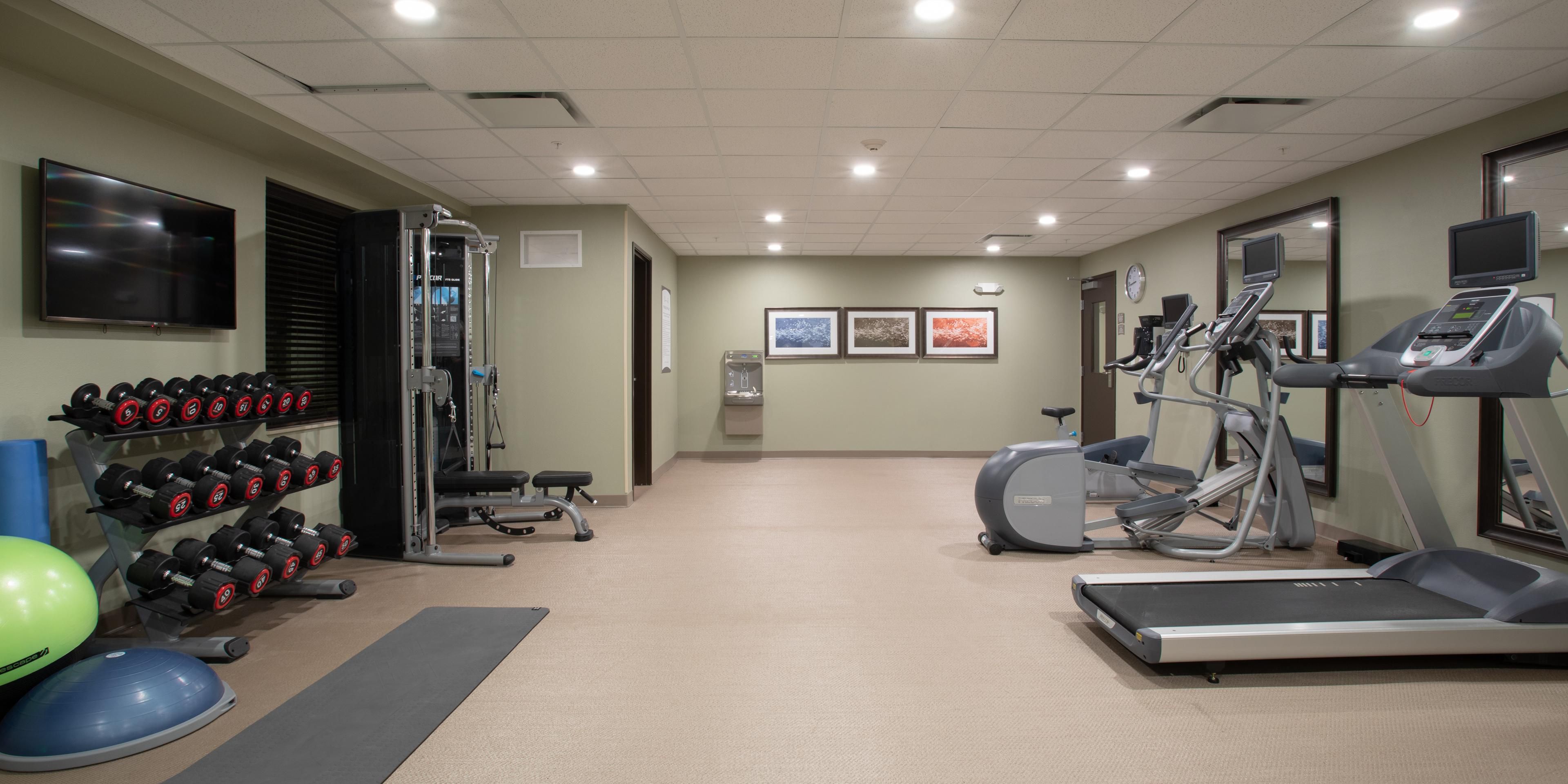 24/7 free fully-equipped fitness center at Staybridge Suites