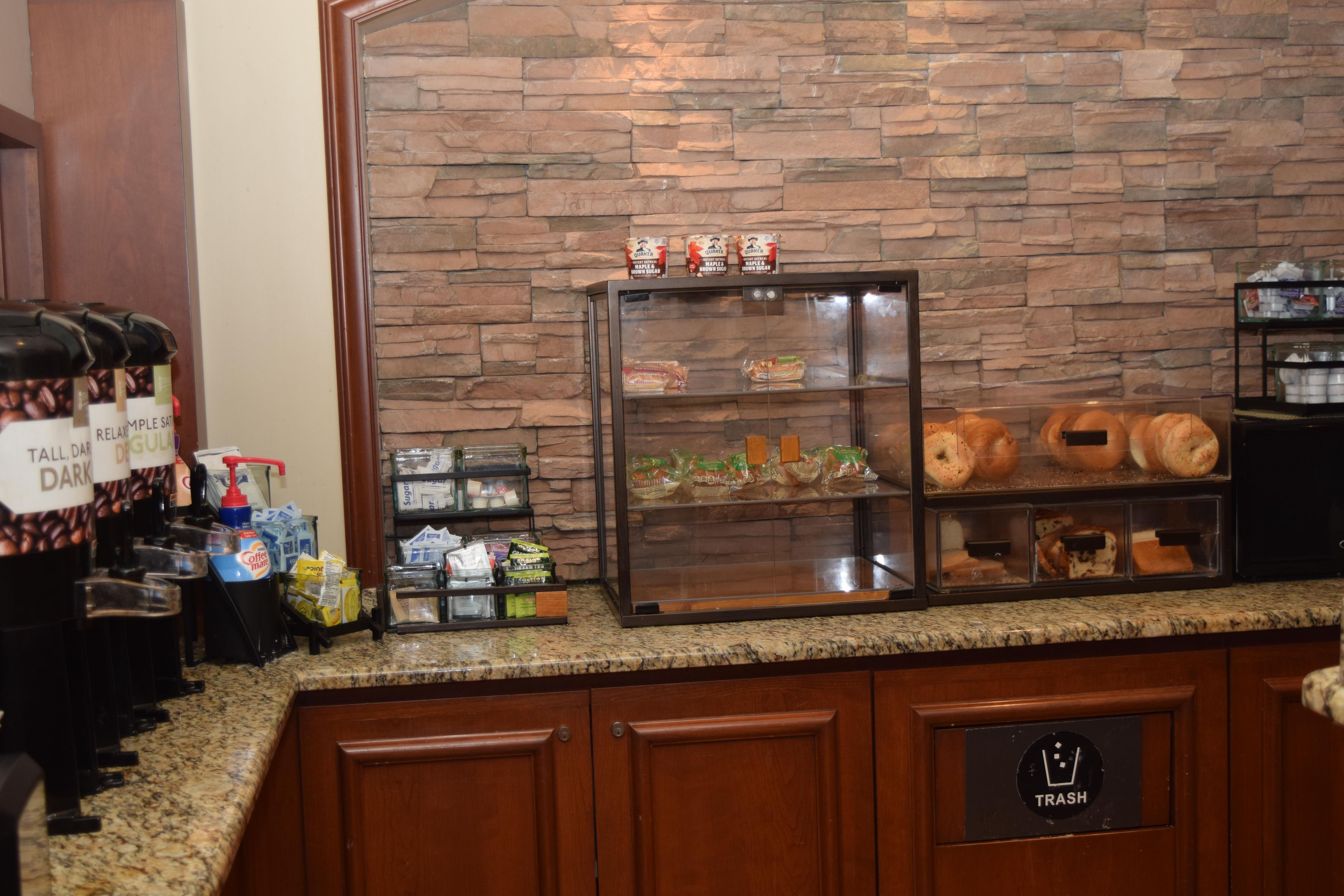 Enjoy a wide variety of hot and cold items to start your day off right.  Weekday hours are 6:30-9:30 and weekend hours are 7:30-10:30.