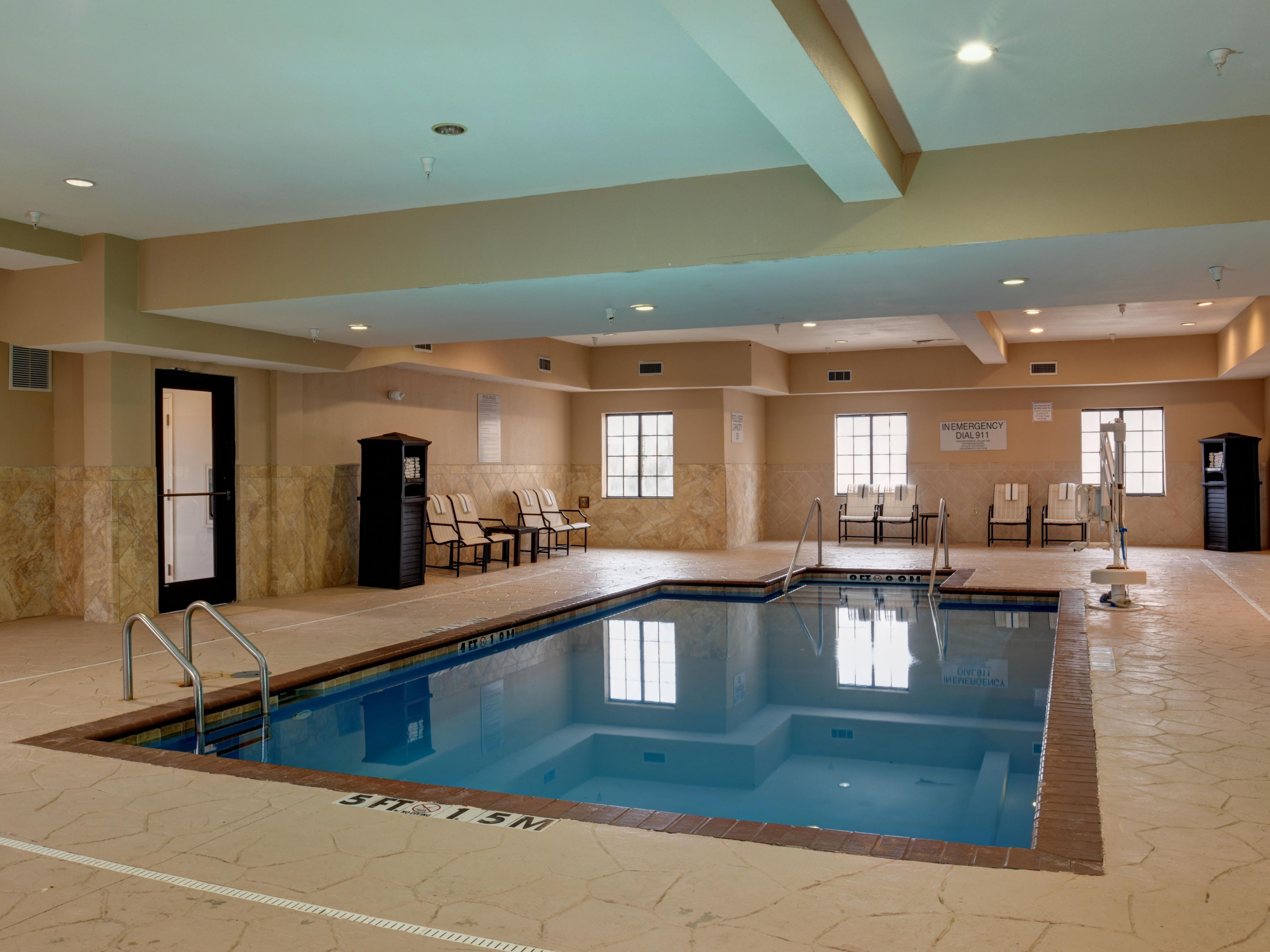 Oklahoma City Airport spa photo