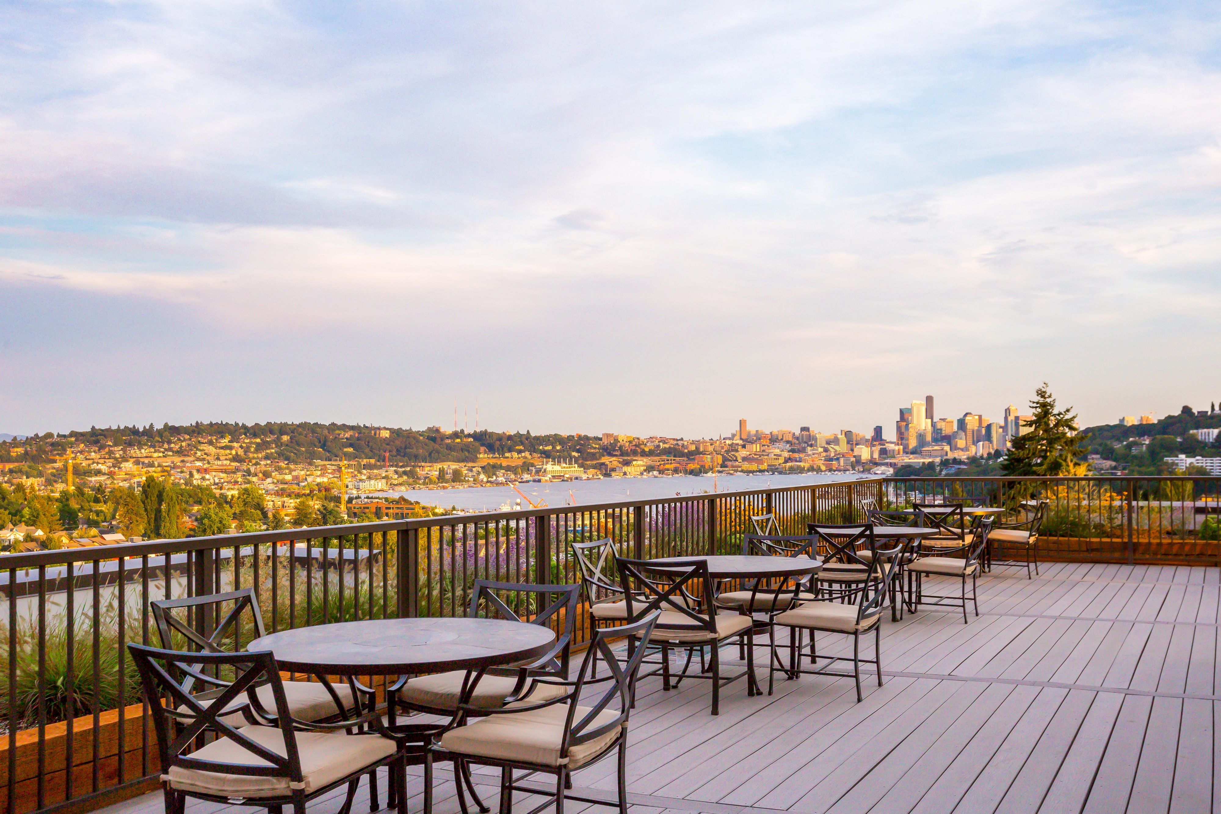 Enjoy the views on our beautiful rooftop deck, overlooking Lake Union and downtown Seattle. You may even catch a glimpse of Mt. Rainier! Sit back, catch some sun, and enjoy grilling on our state-of-the-art BBQ grills. Tag us on social media for a chance to win IHG One Rewards bonus points.