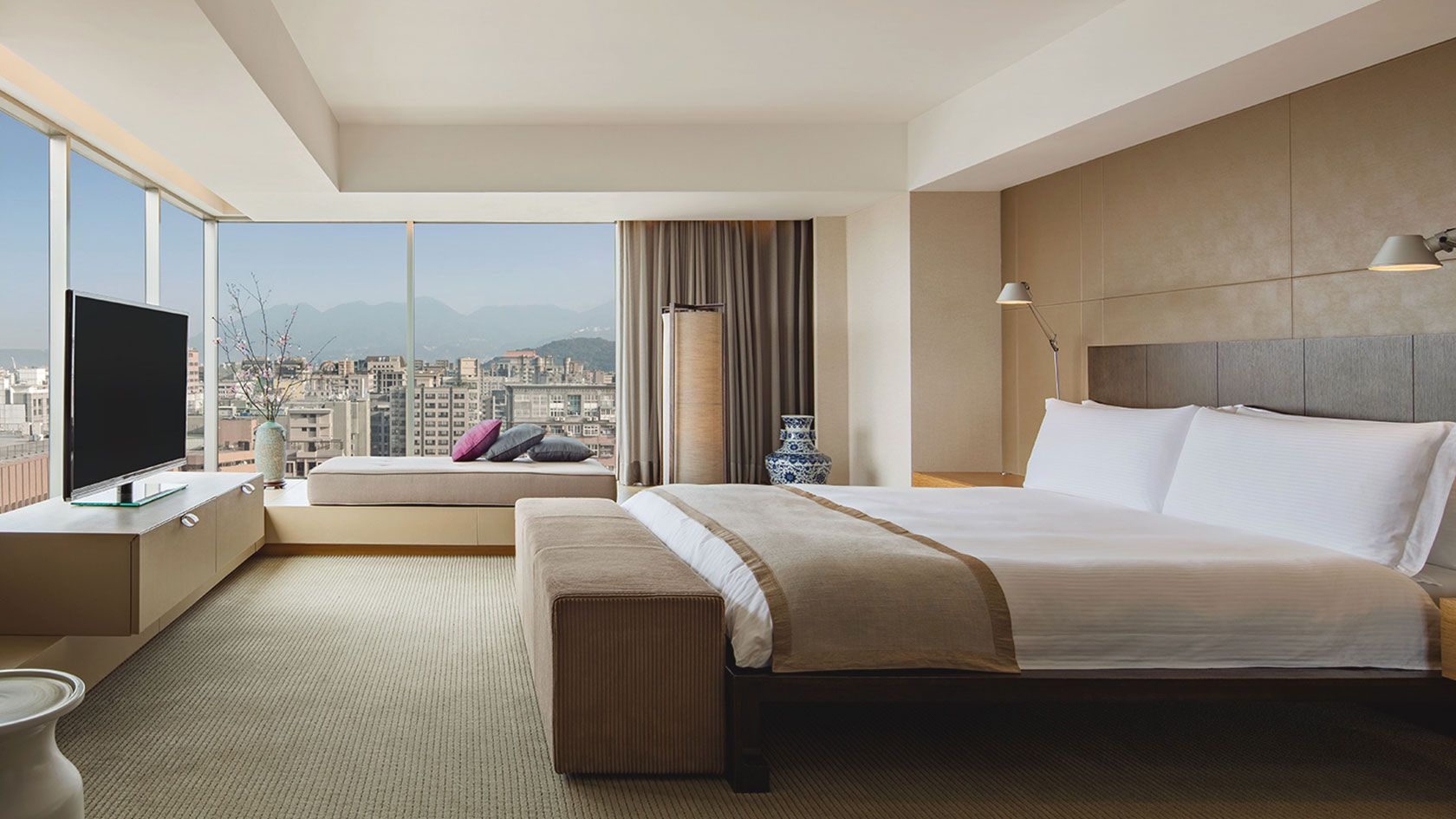 Regent Beijing Room Bathroom