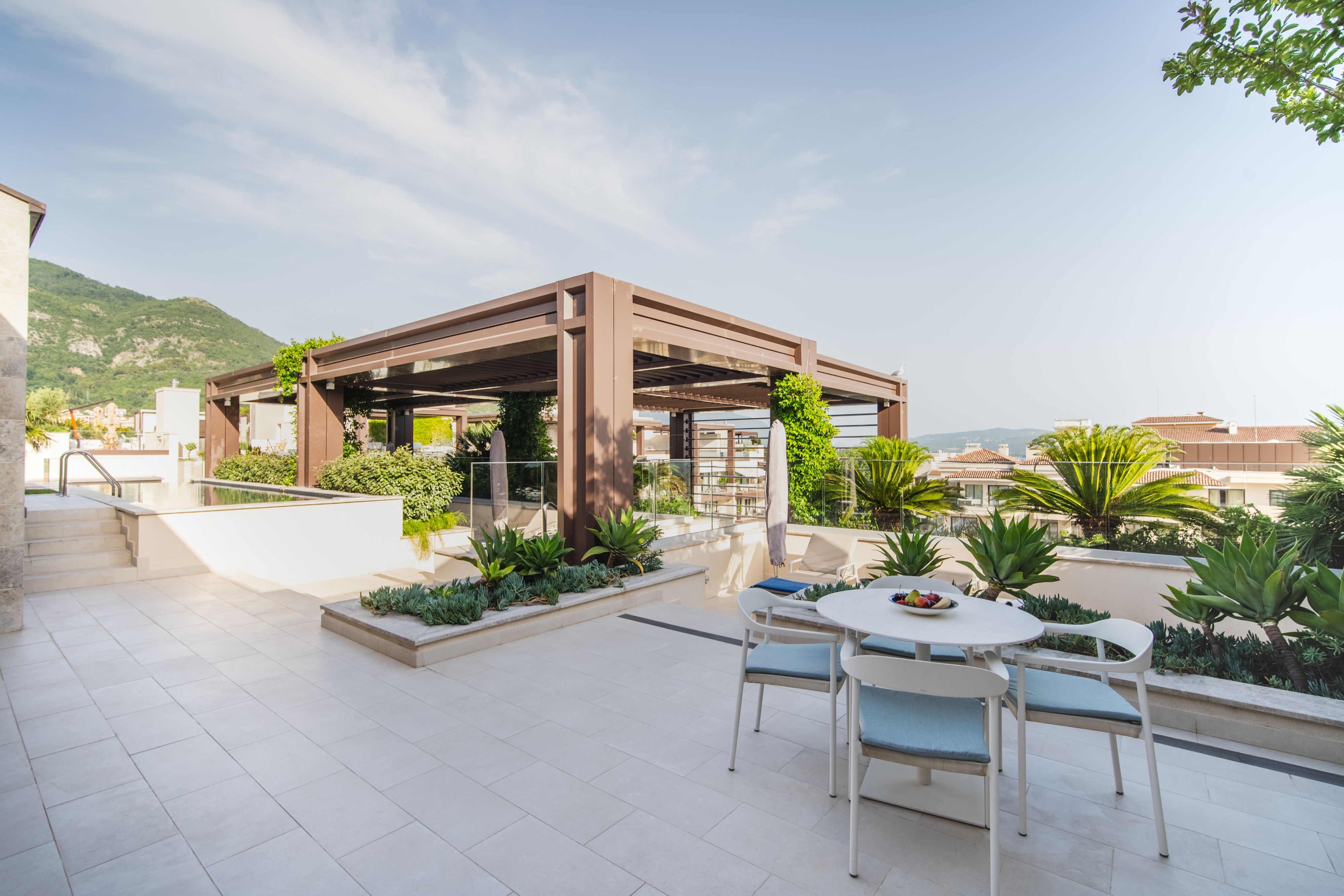 Three-Bedroom Penthouse Baia with Private Pool