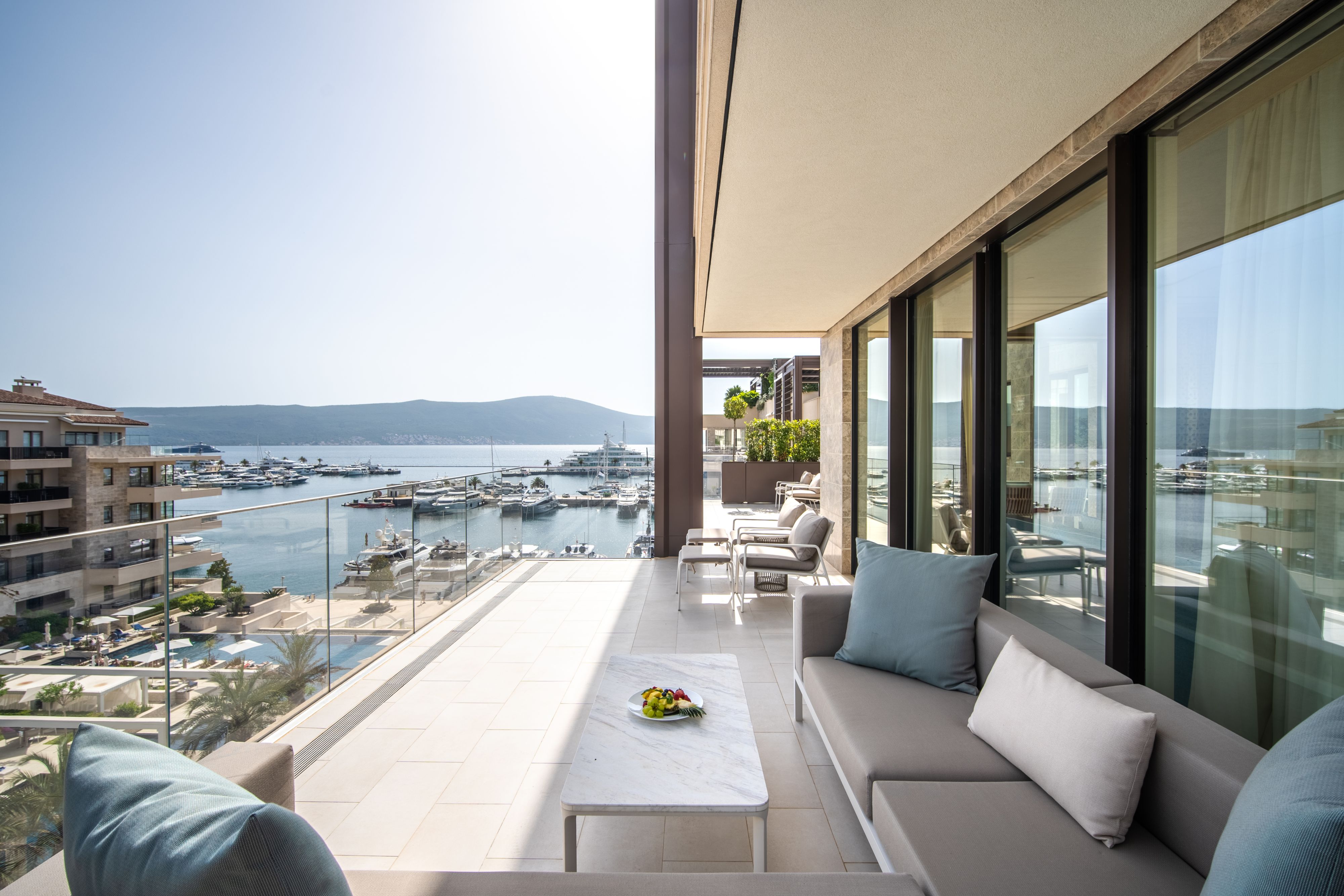 Three-Bedroom Penthouse Baia with Private Pool