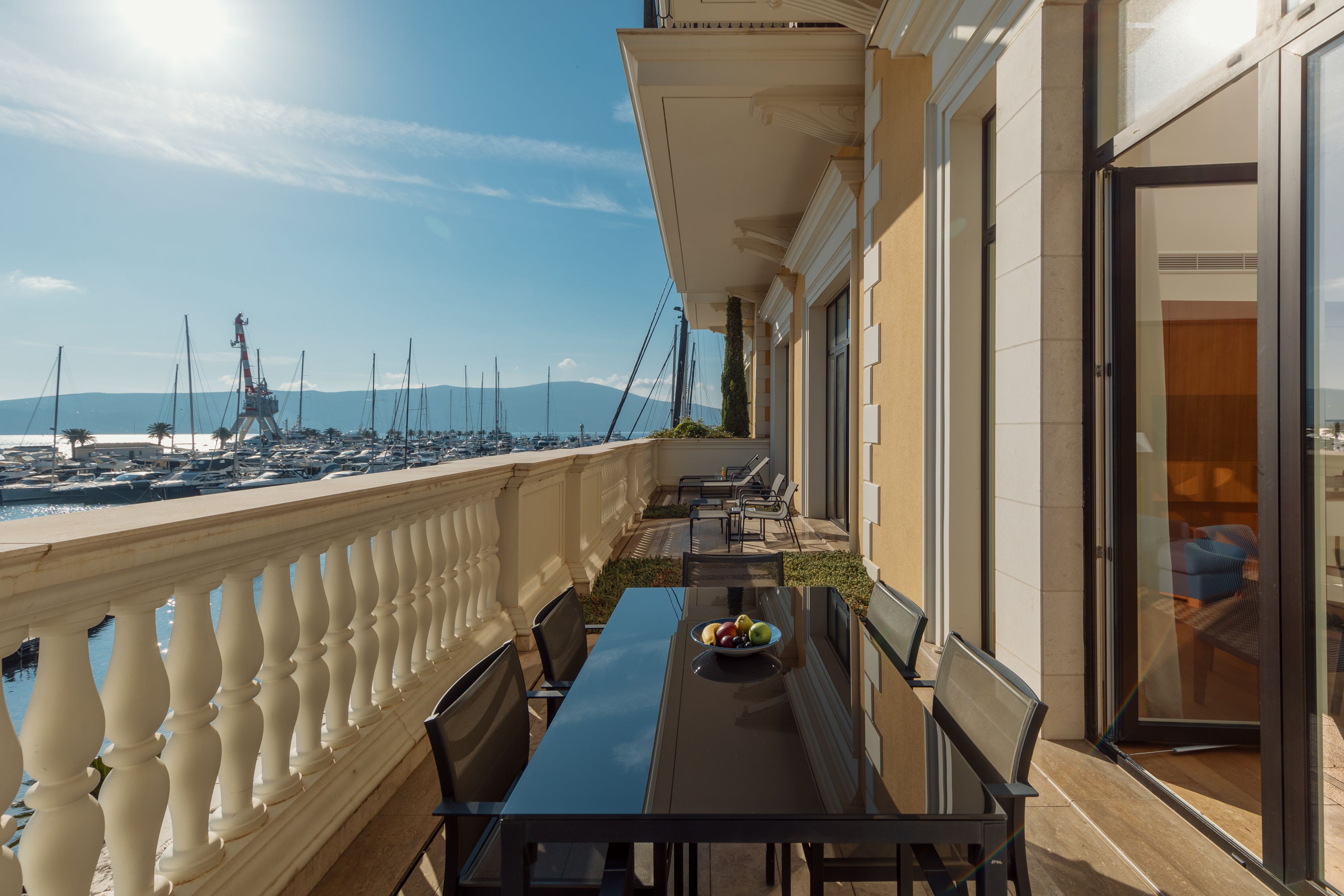 Three-Bedroom Suite with Sea View Duplex