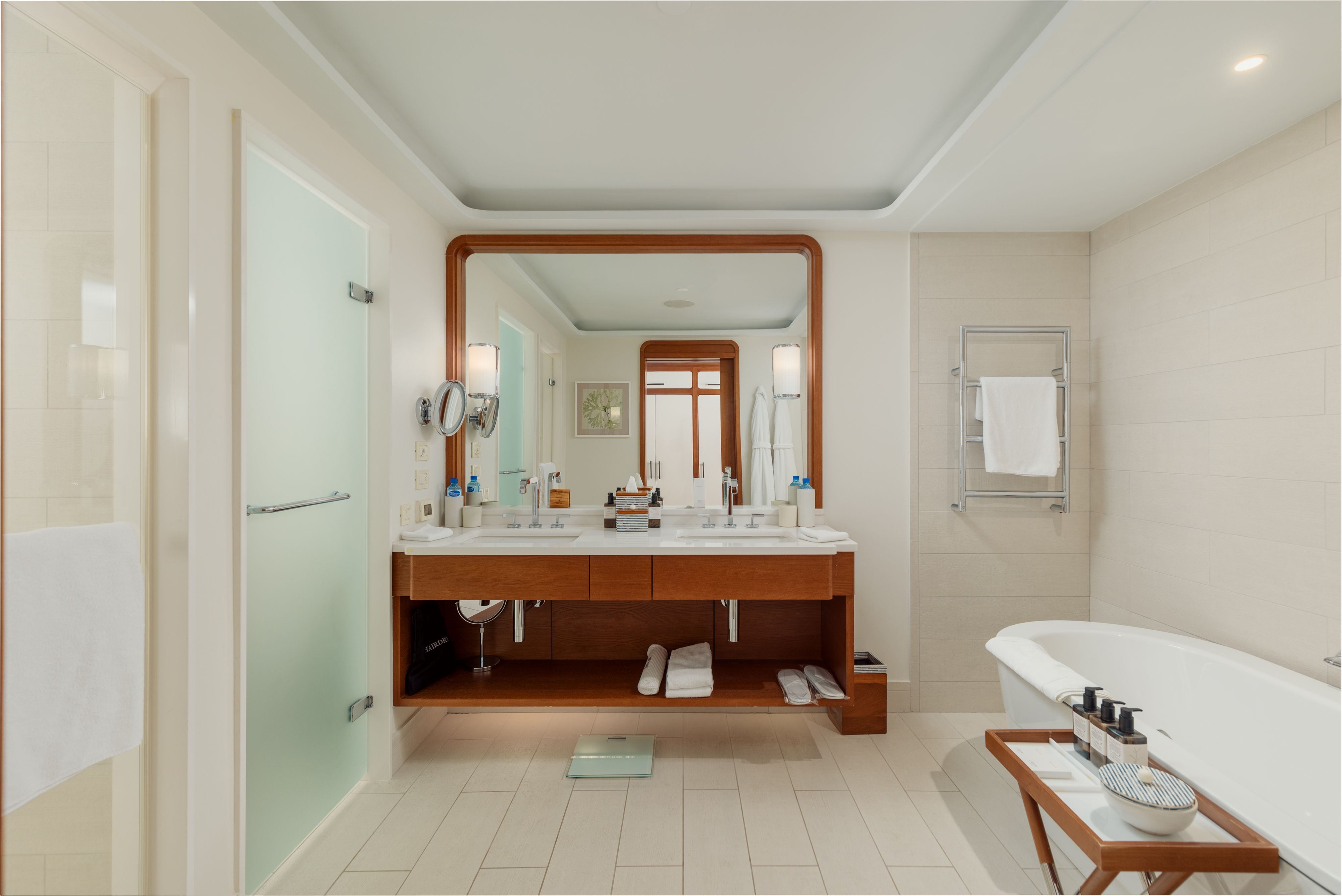 Three-Bedroom Suite with Sea View Duplex